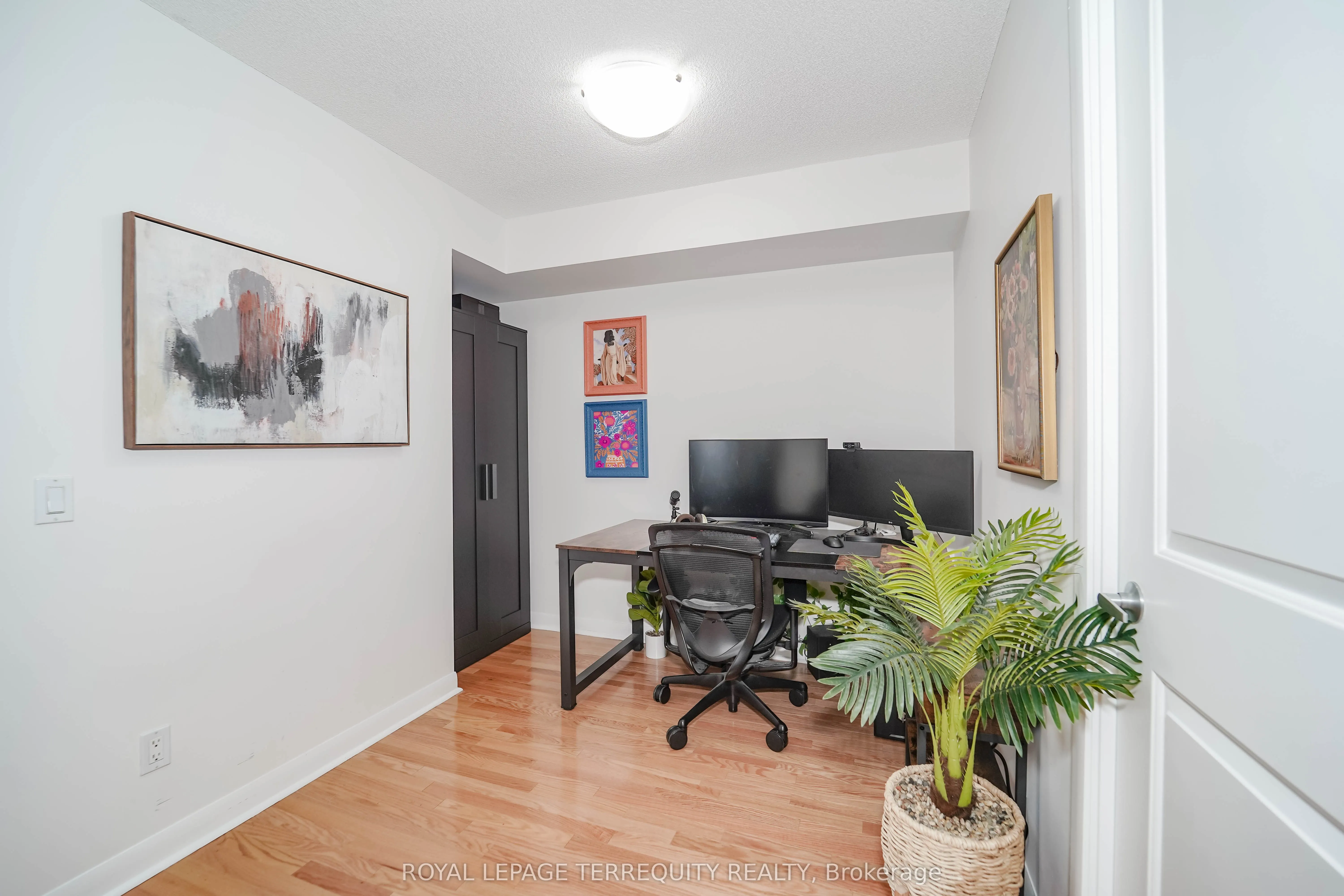 235 Sherway Gardens Road, #2209