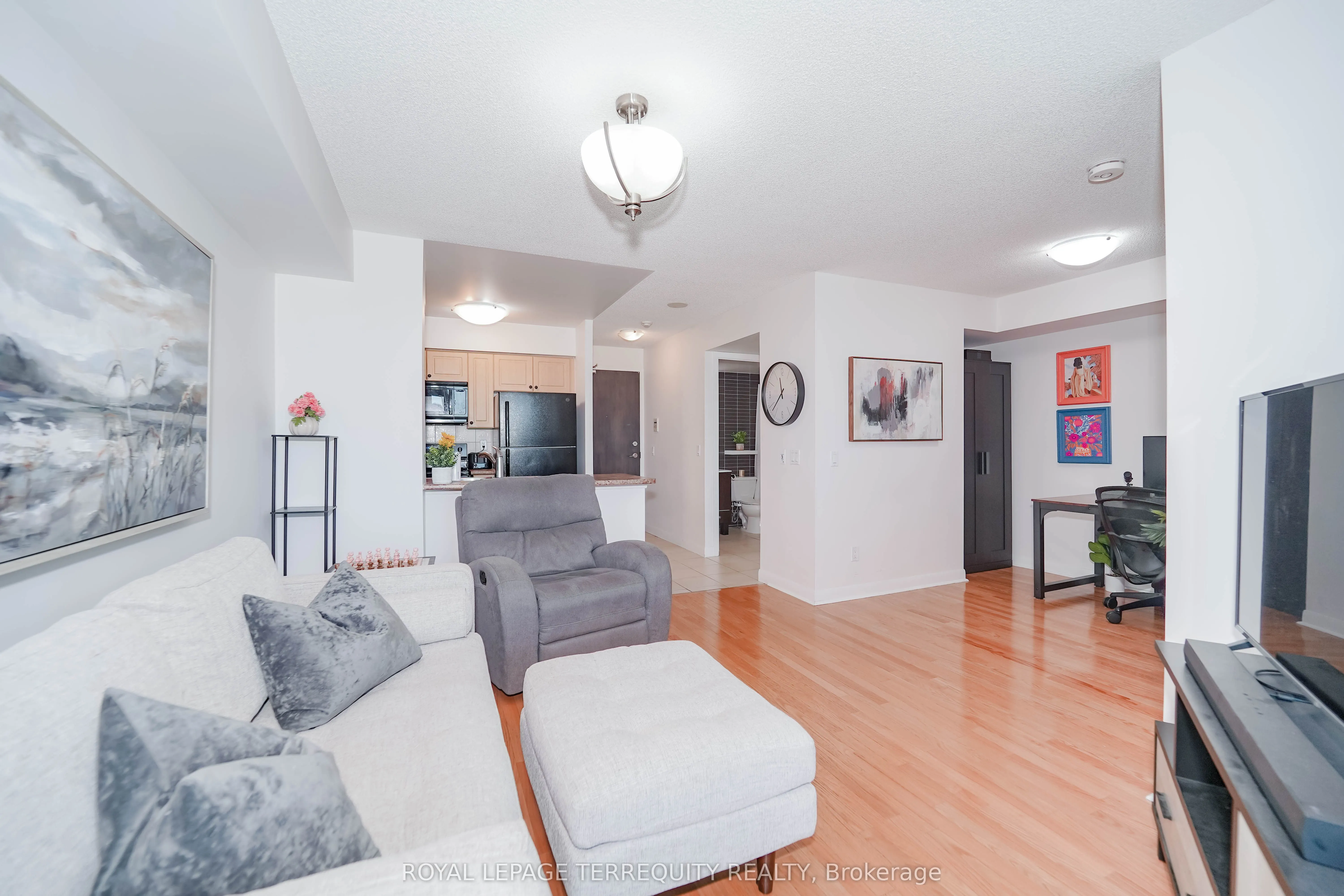 235 Sherway Gardens Road, #2209