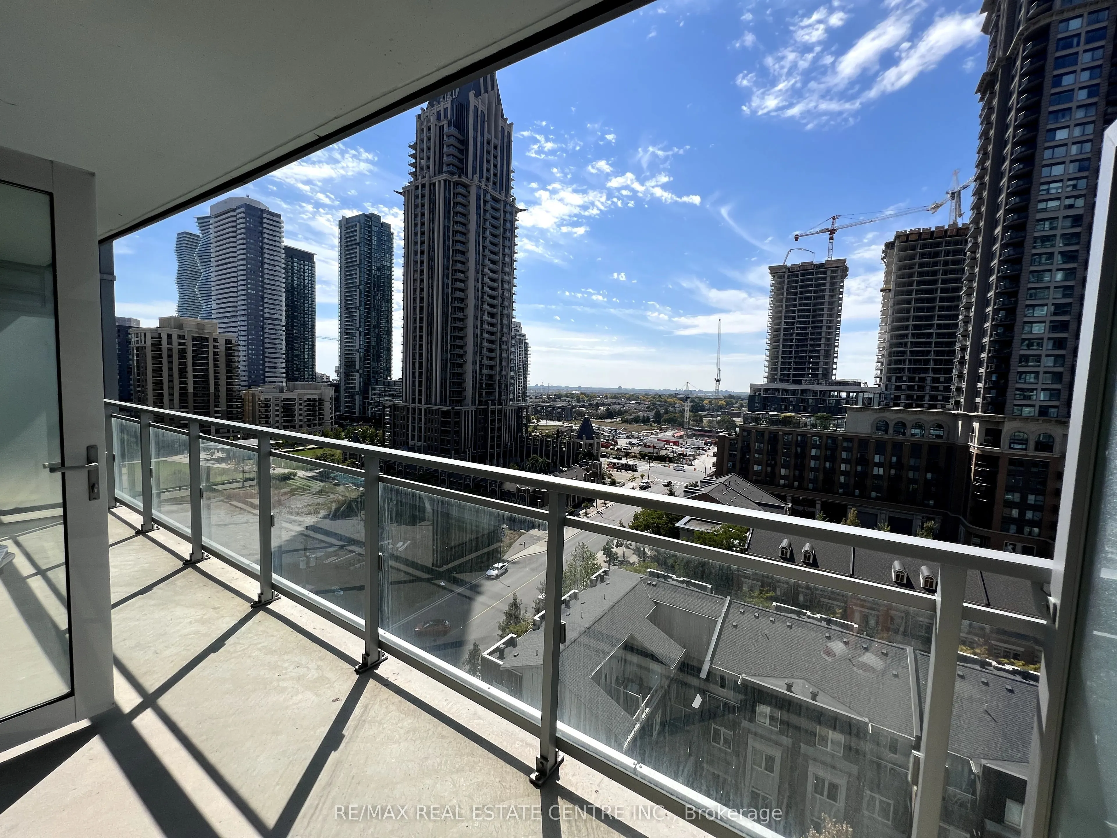 365 Prince Of Wales Drive, #1006