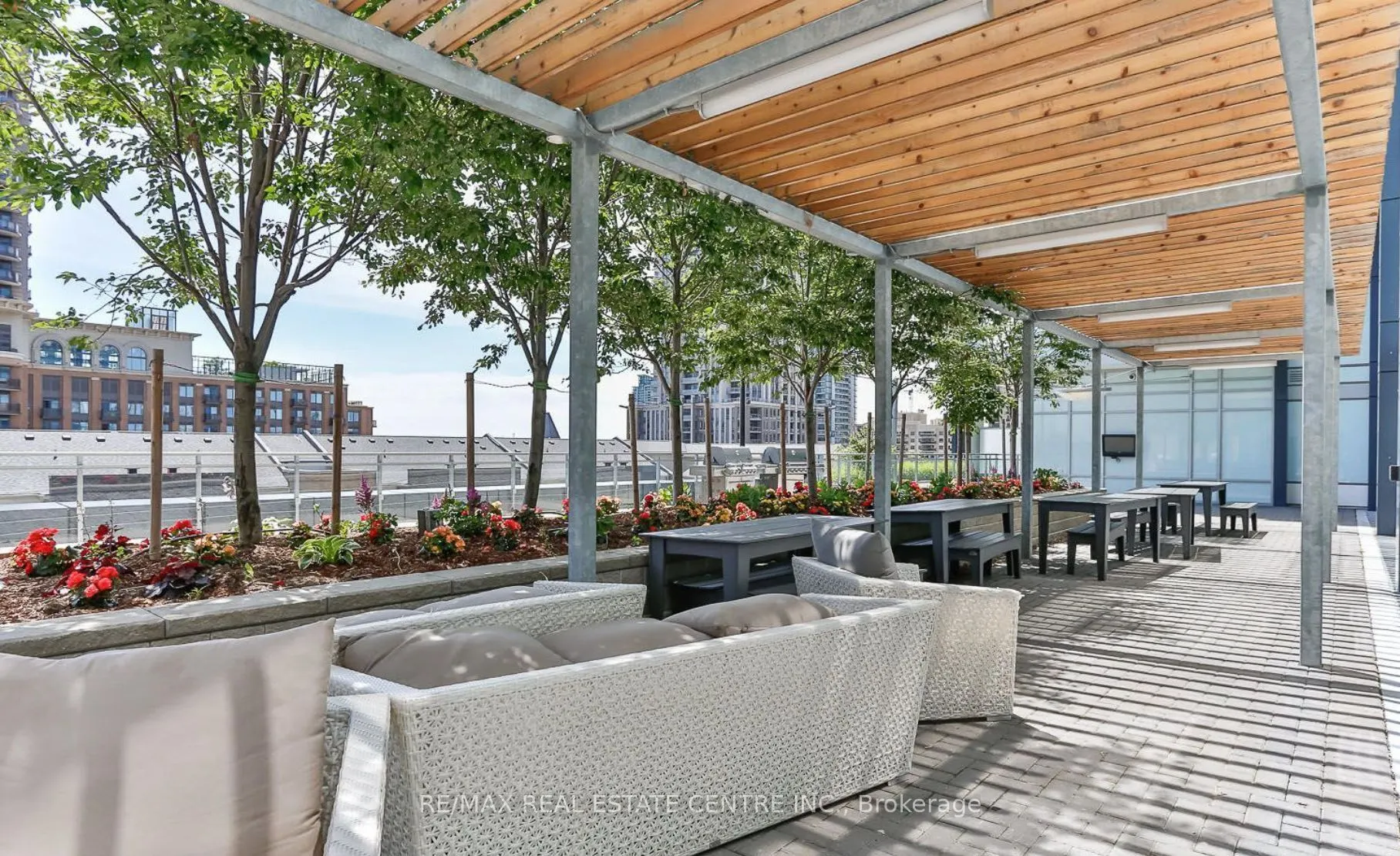 365 Prince Of Wales Drive, #1006