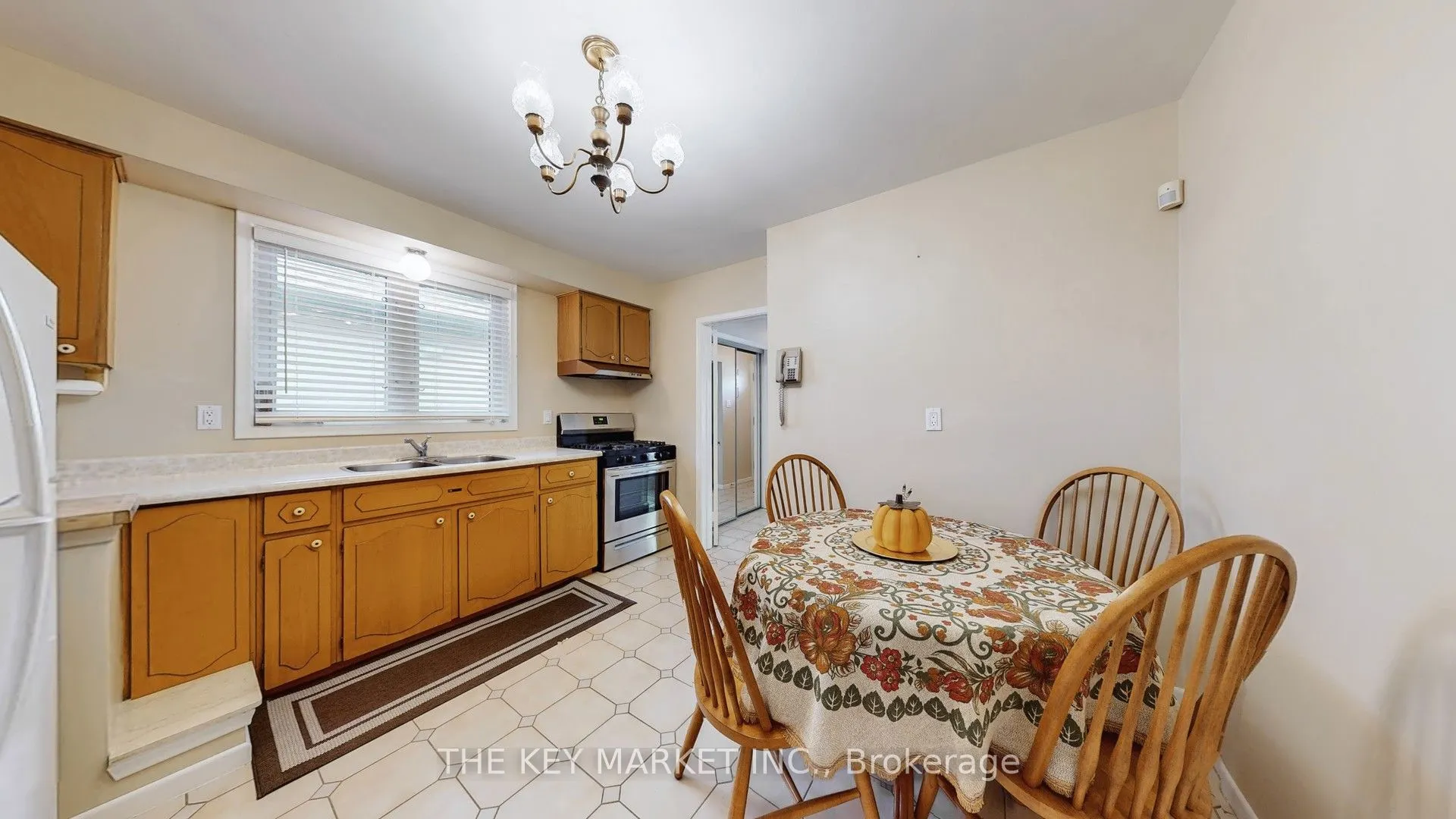 1277 Tyneburn Crescent