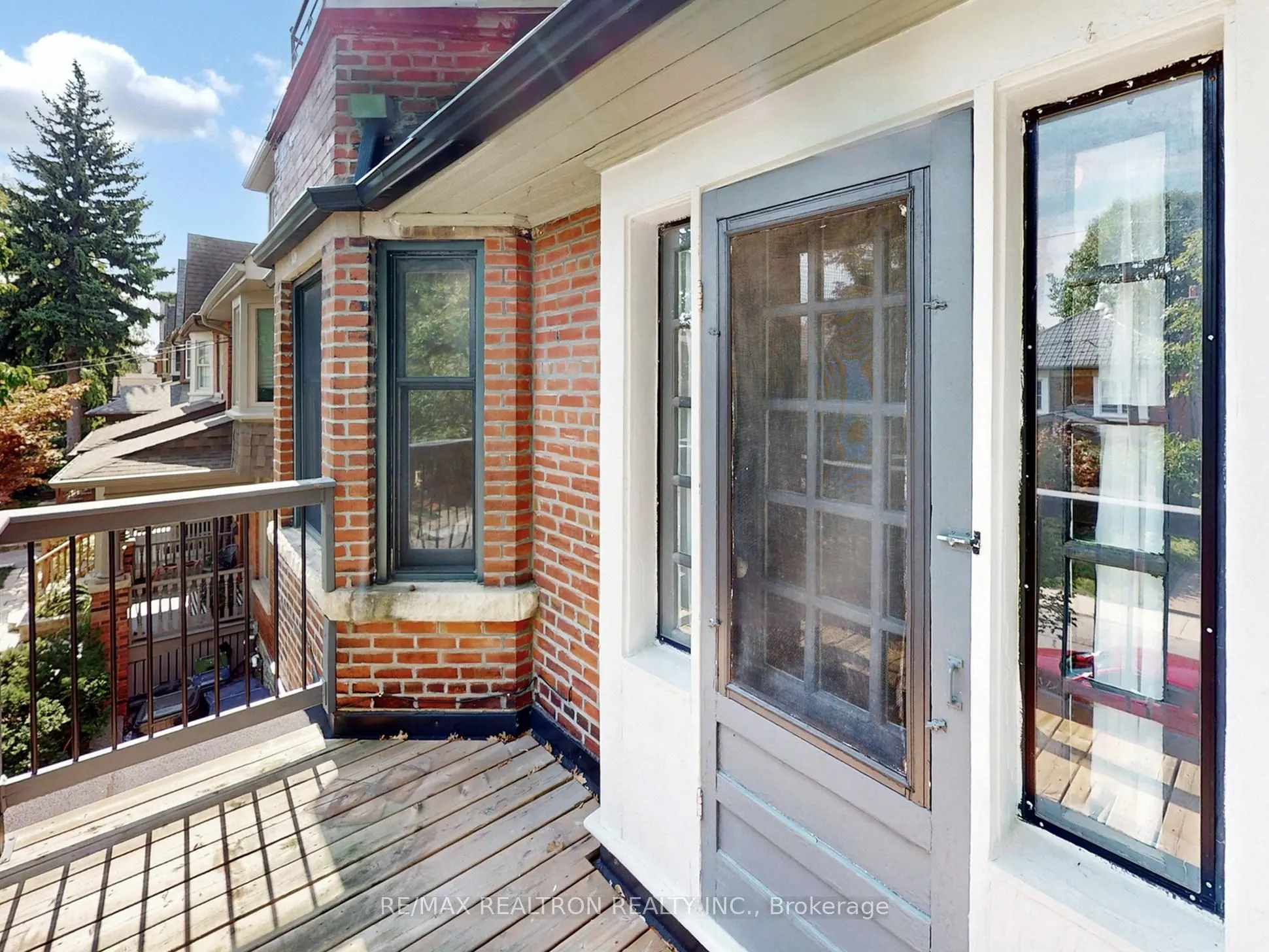 76 Westmount Avenue