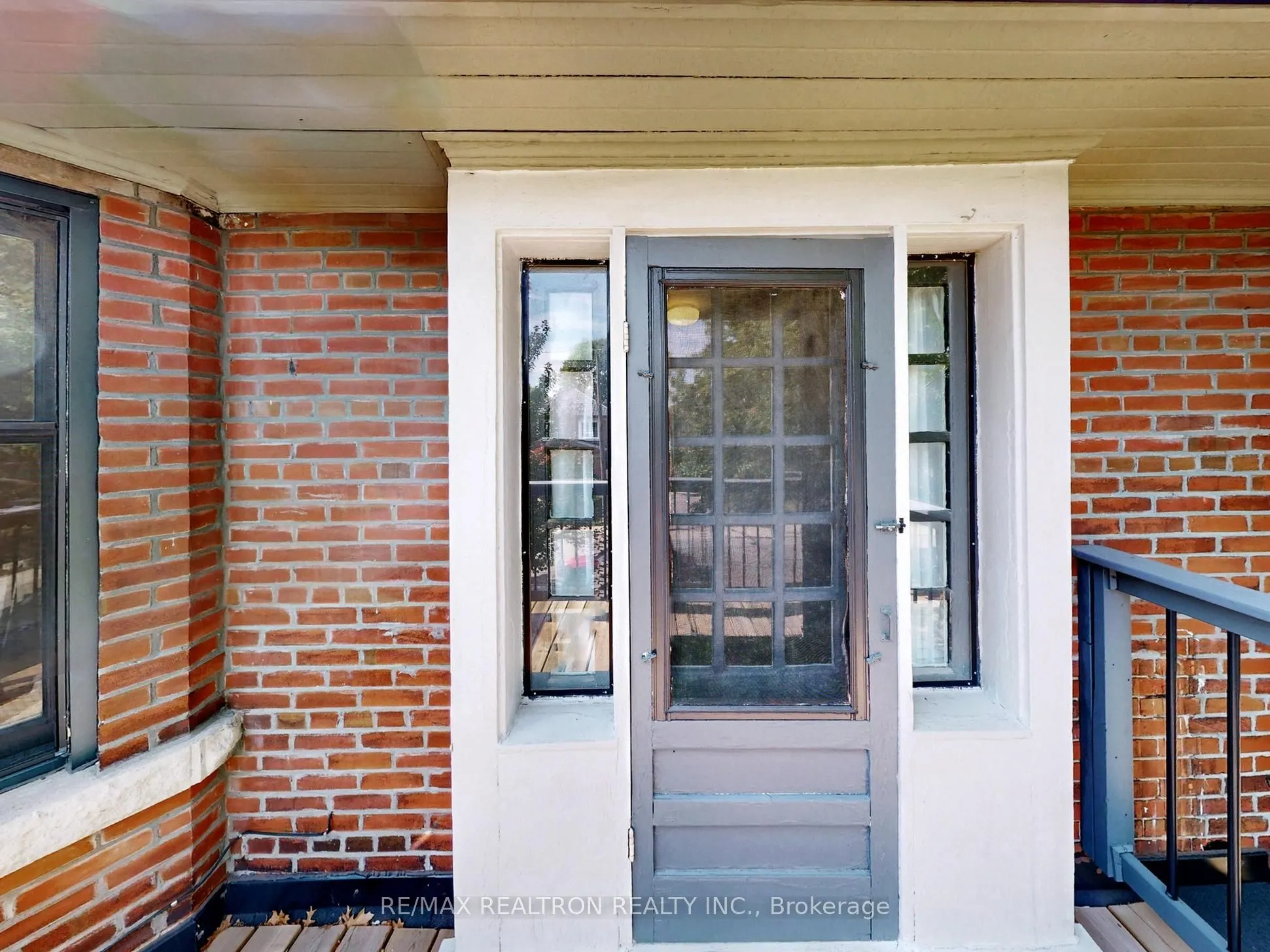 76 Westmount Avenue