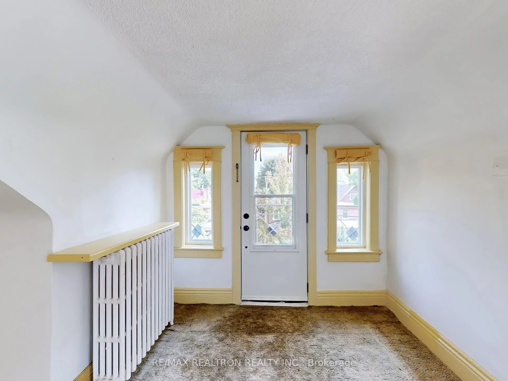 76 Westmount Avenue