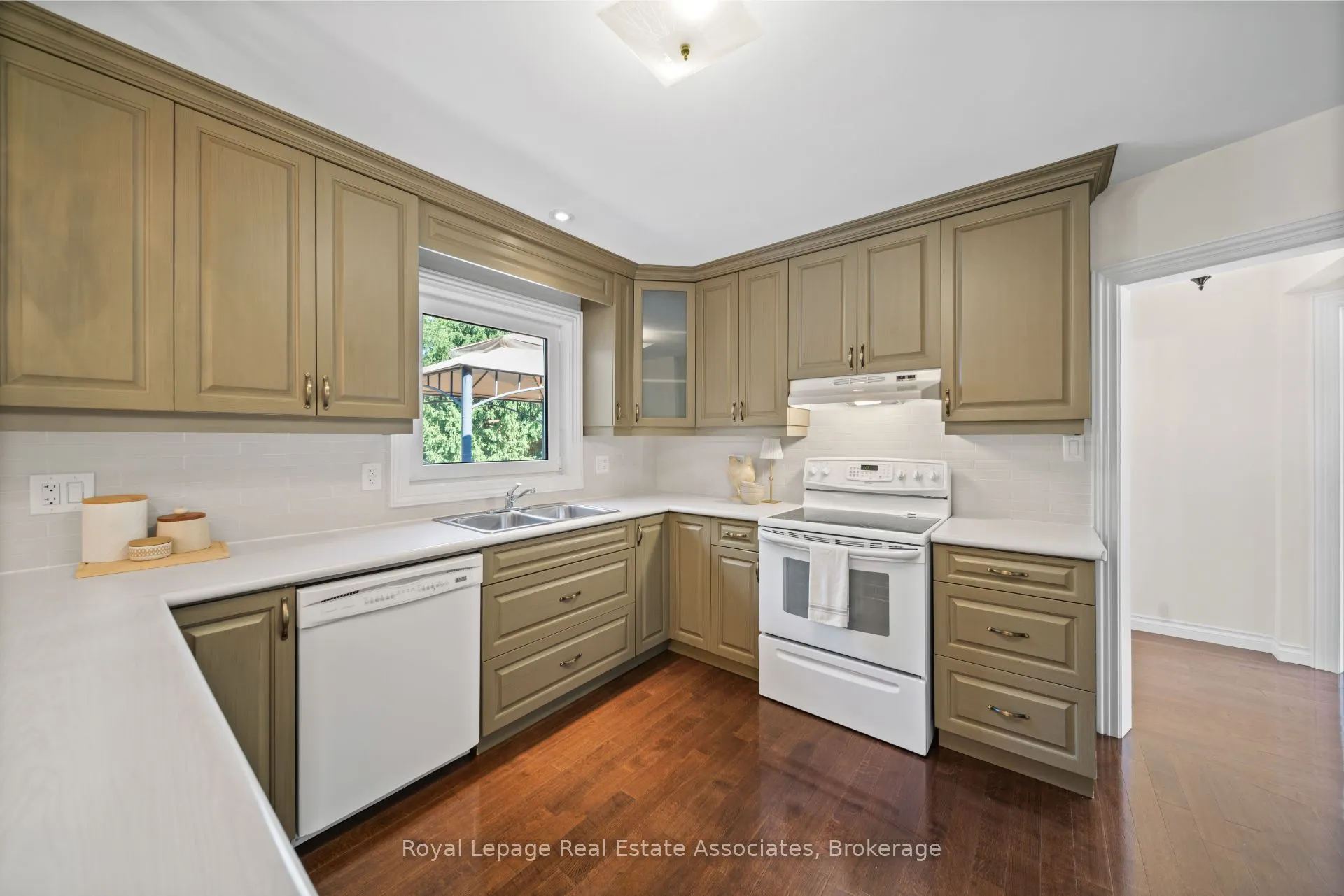 7 Joymar Drive