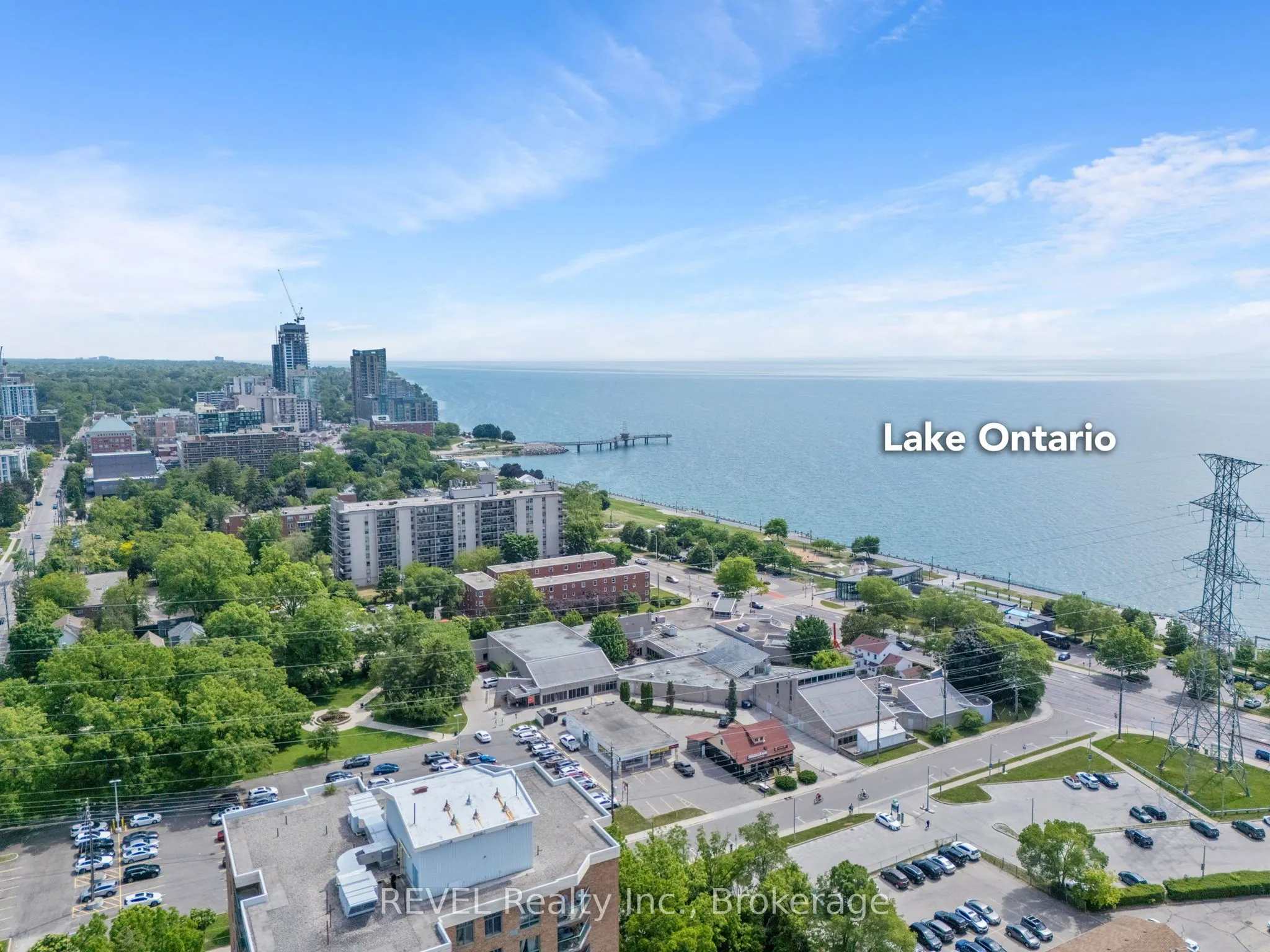 442 Maple Avenue, #905