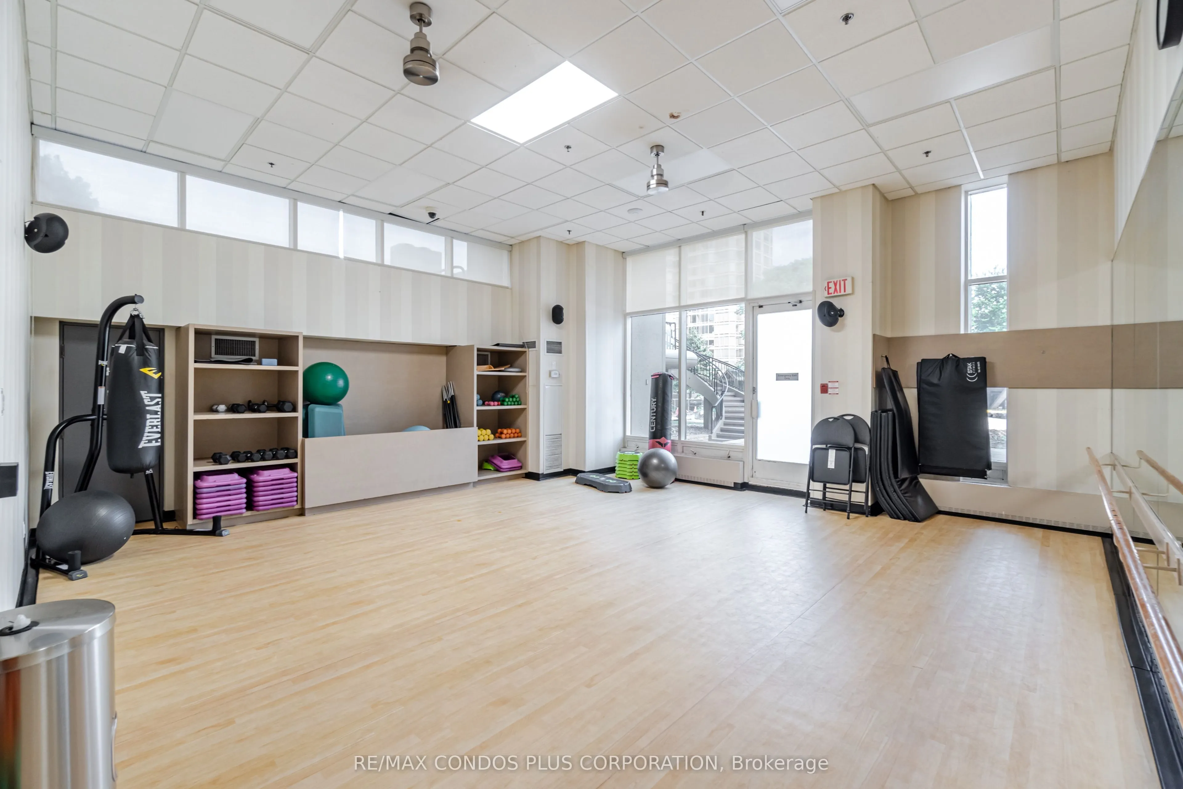 2045 LAKE SHORE Boulevard W, #805
