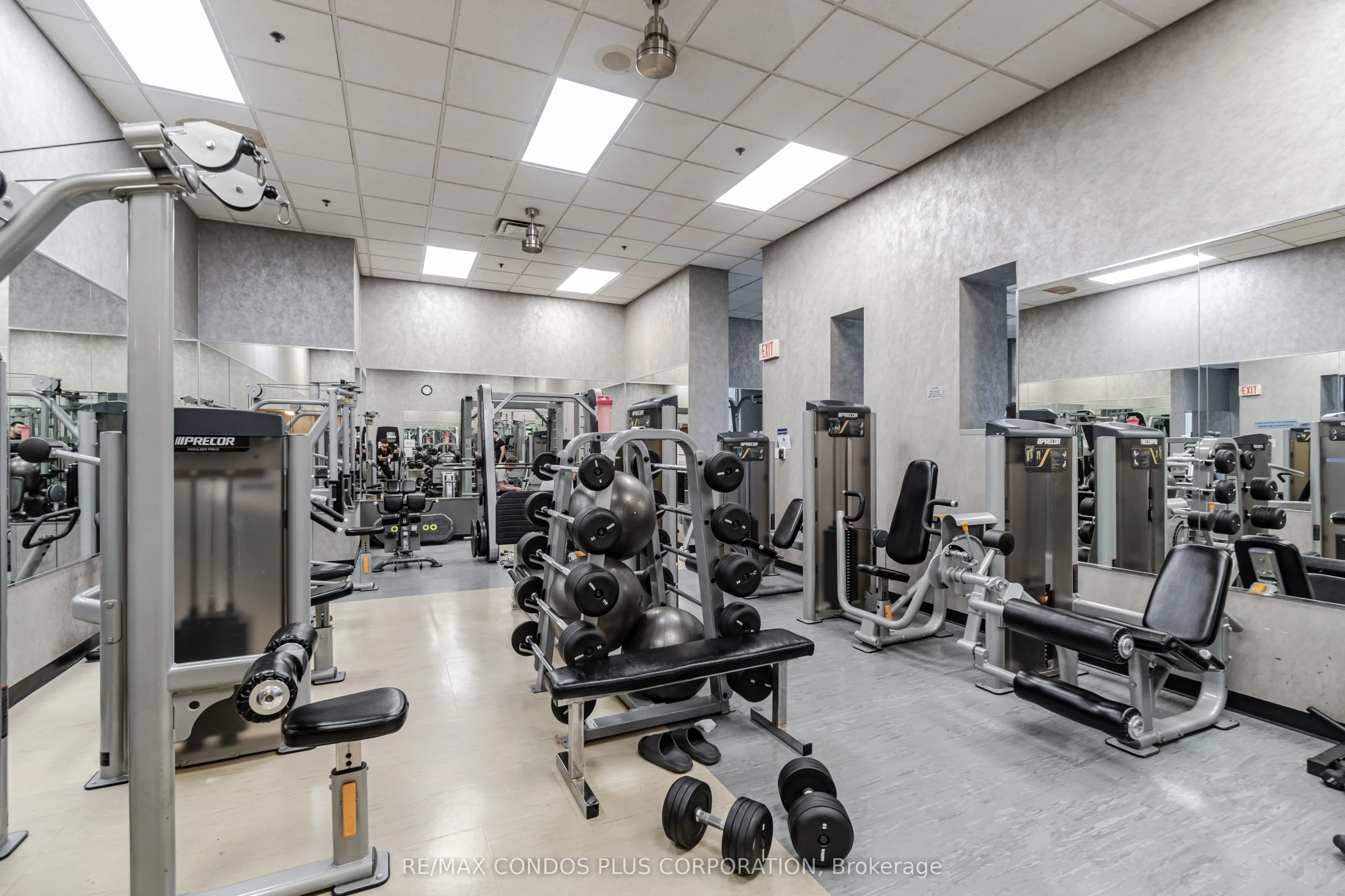2045 LAKE SHORE Boulevard W, #805
