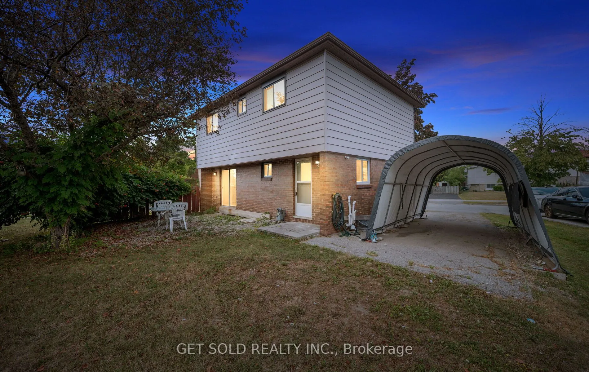 36 Shalom Crescent
