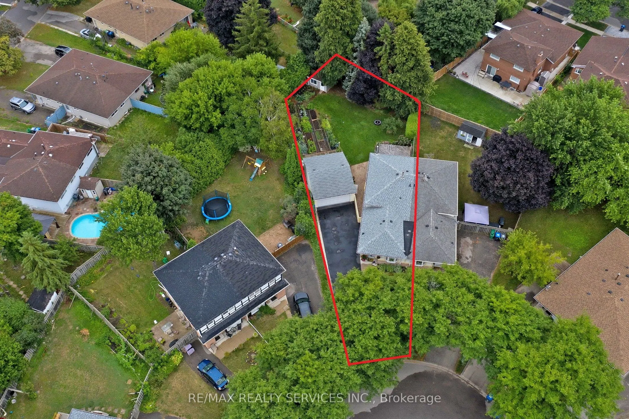 10 Minton Place