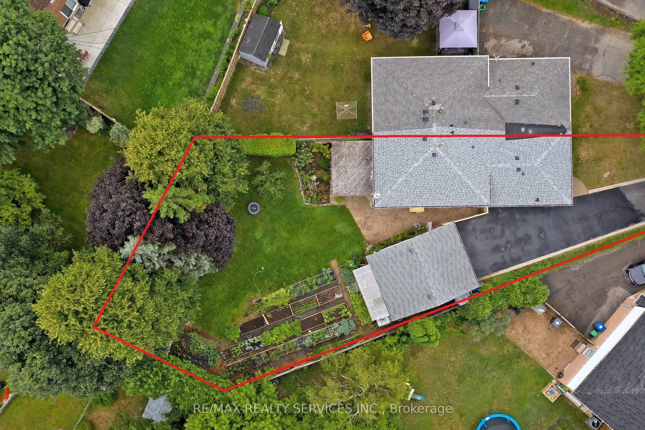 10 Minton Place