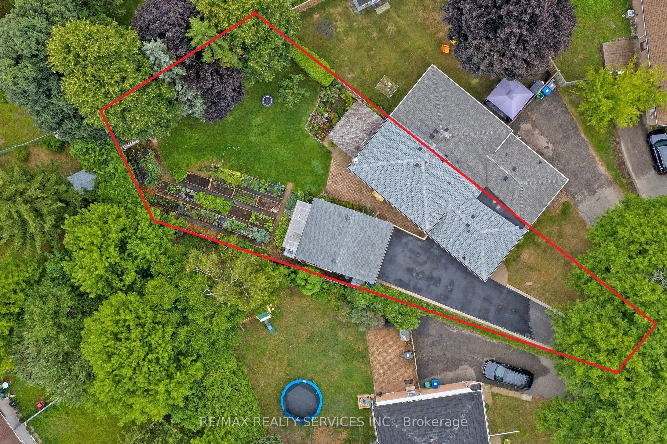 10 Minton Place