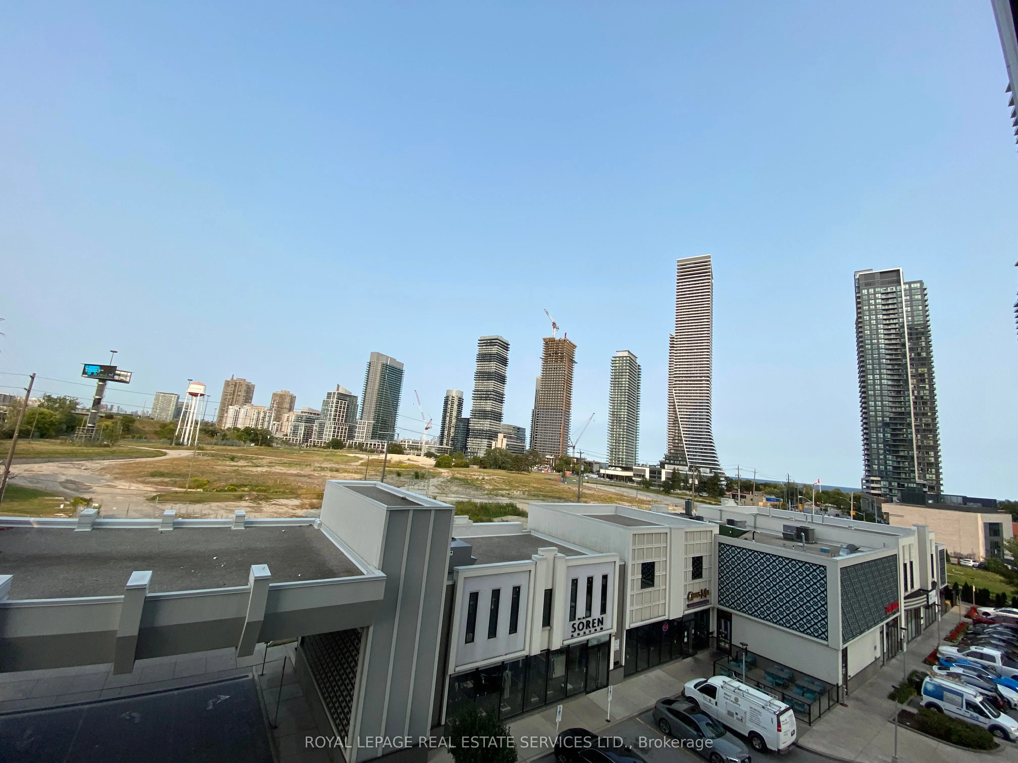90 Park Lawn Road, #509