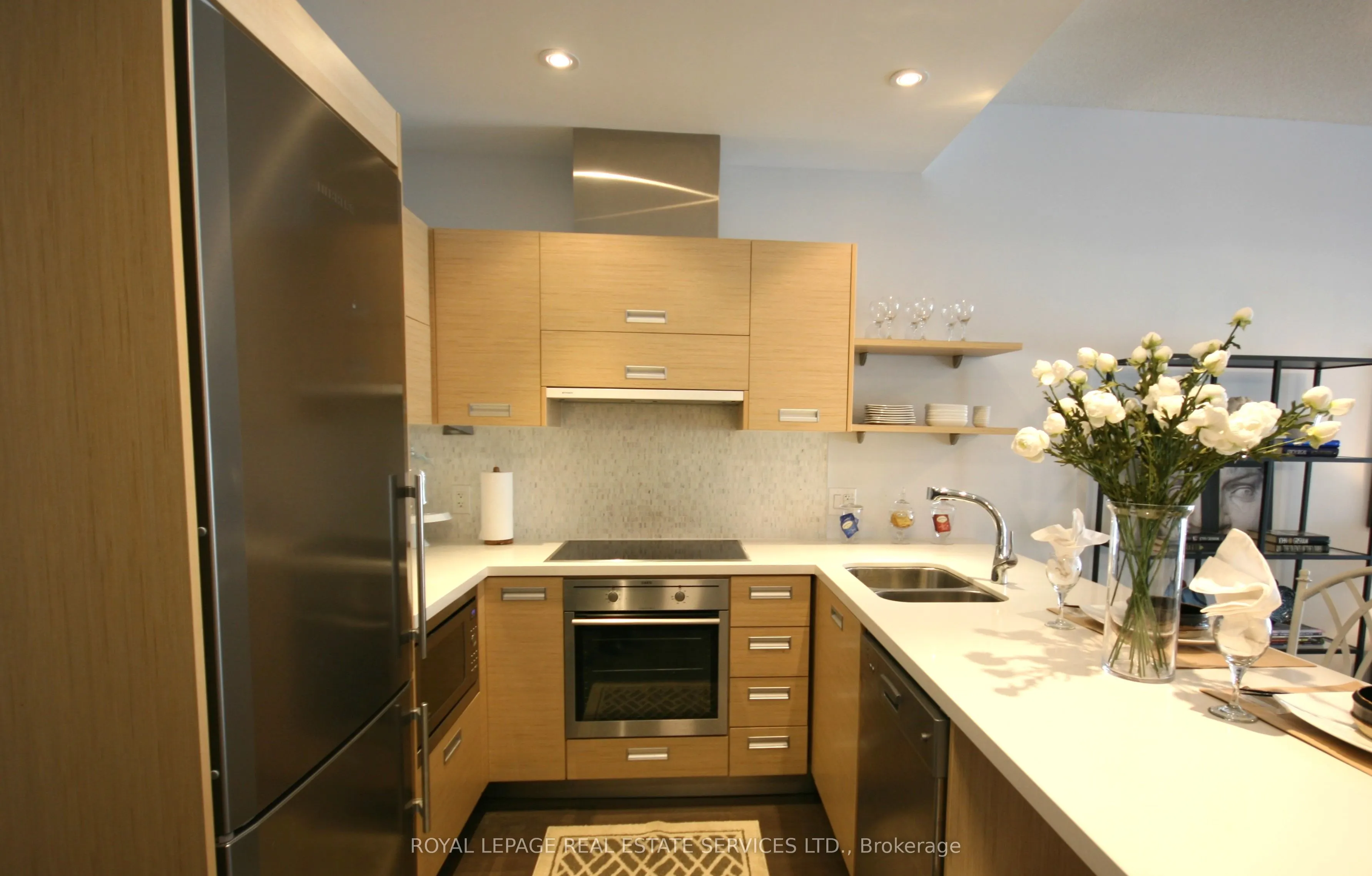 90 Park Lawn Road, #509