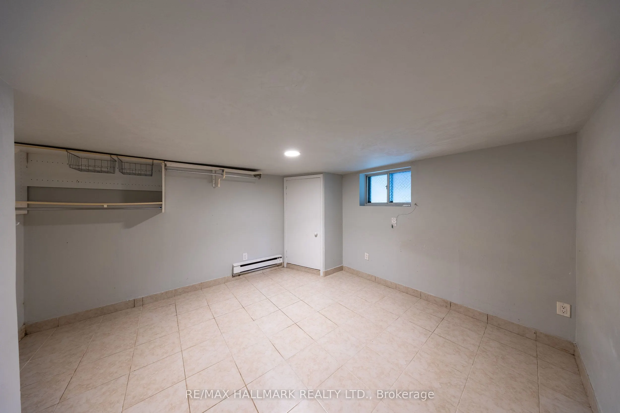 1366 Davenport Road, #Lower