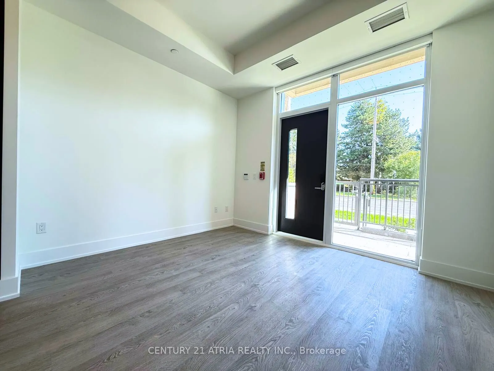 259 The Kingsway, #106