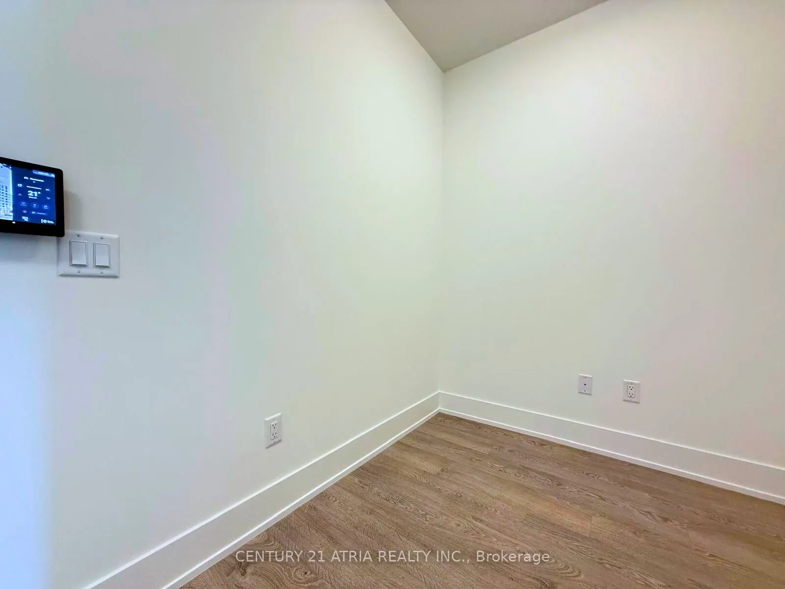 259 The Kingsway, #106