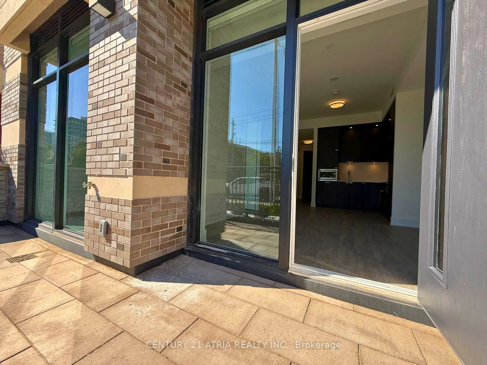 259 The Kingsway, #106