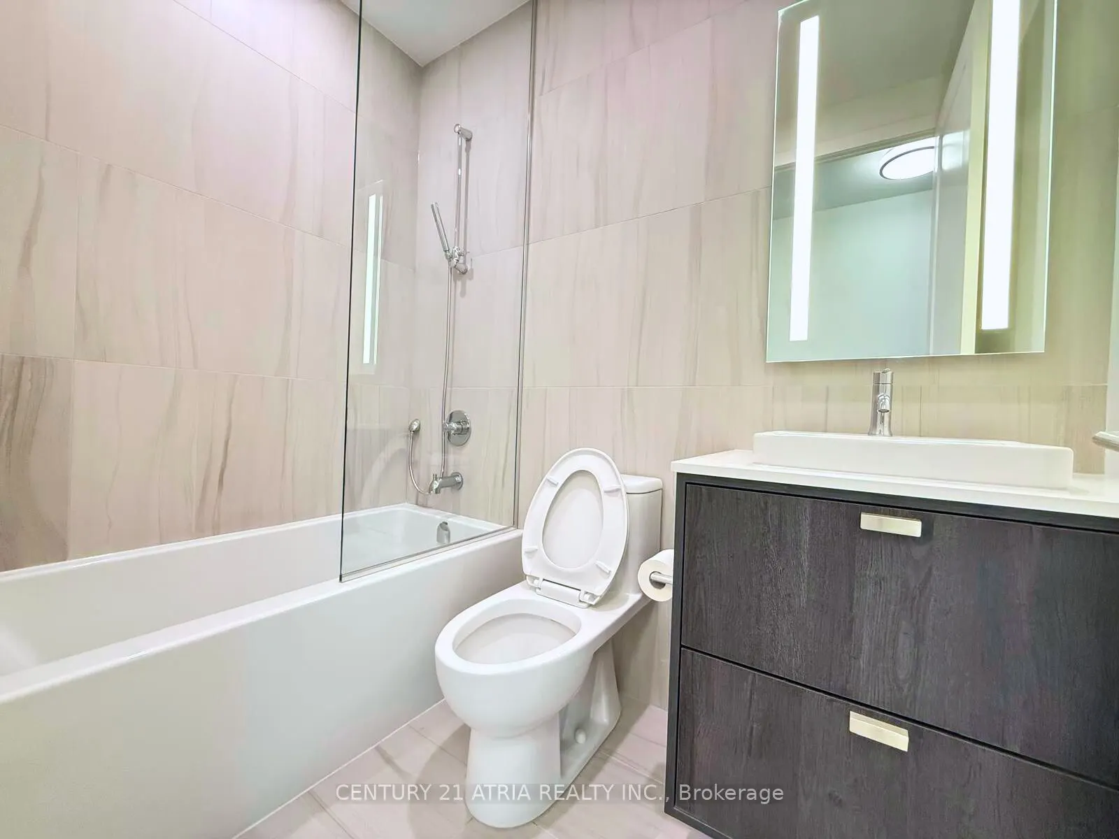 259 The Kingsway, #106