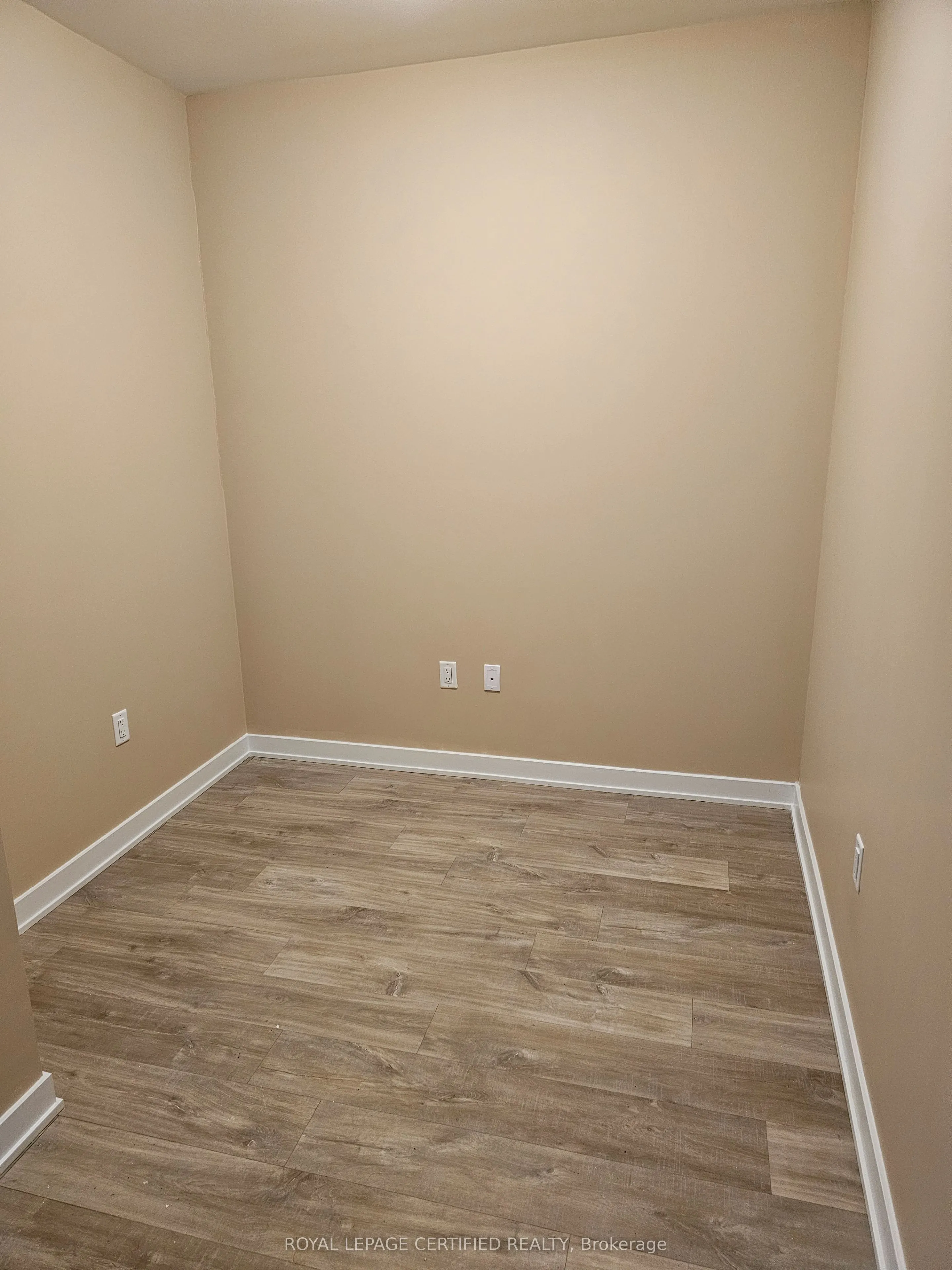 4655 Metcalfe Avenue, #106