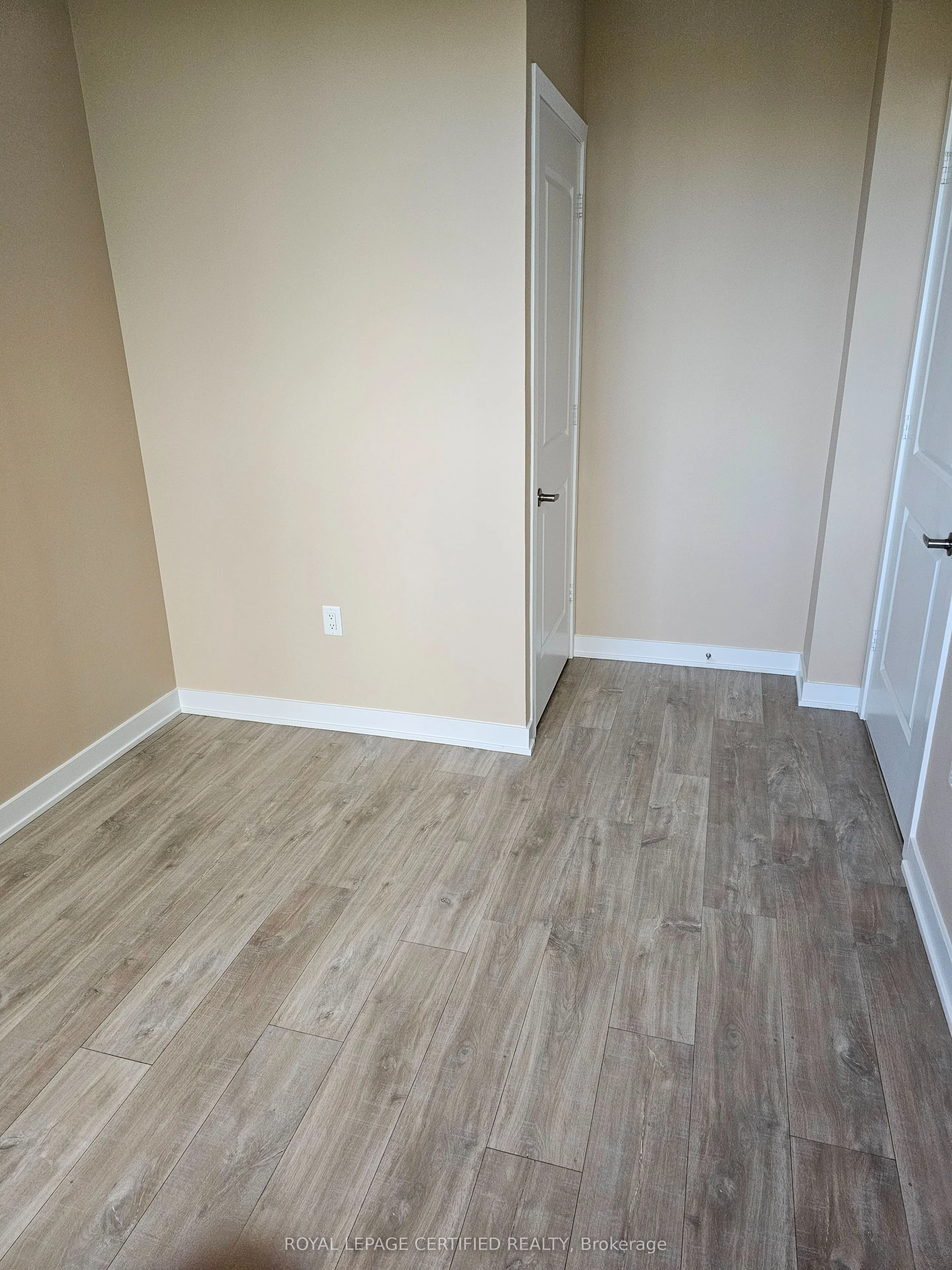 4655 Metcalfe Avenue, #106