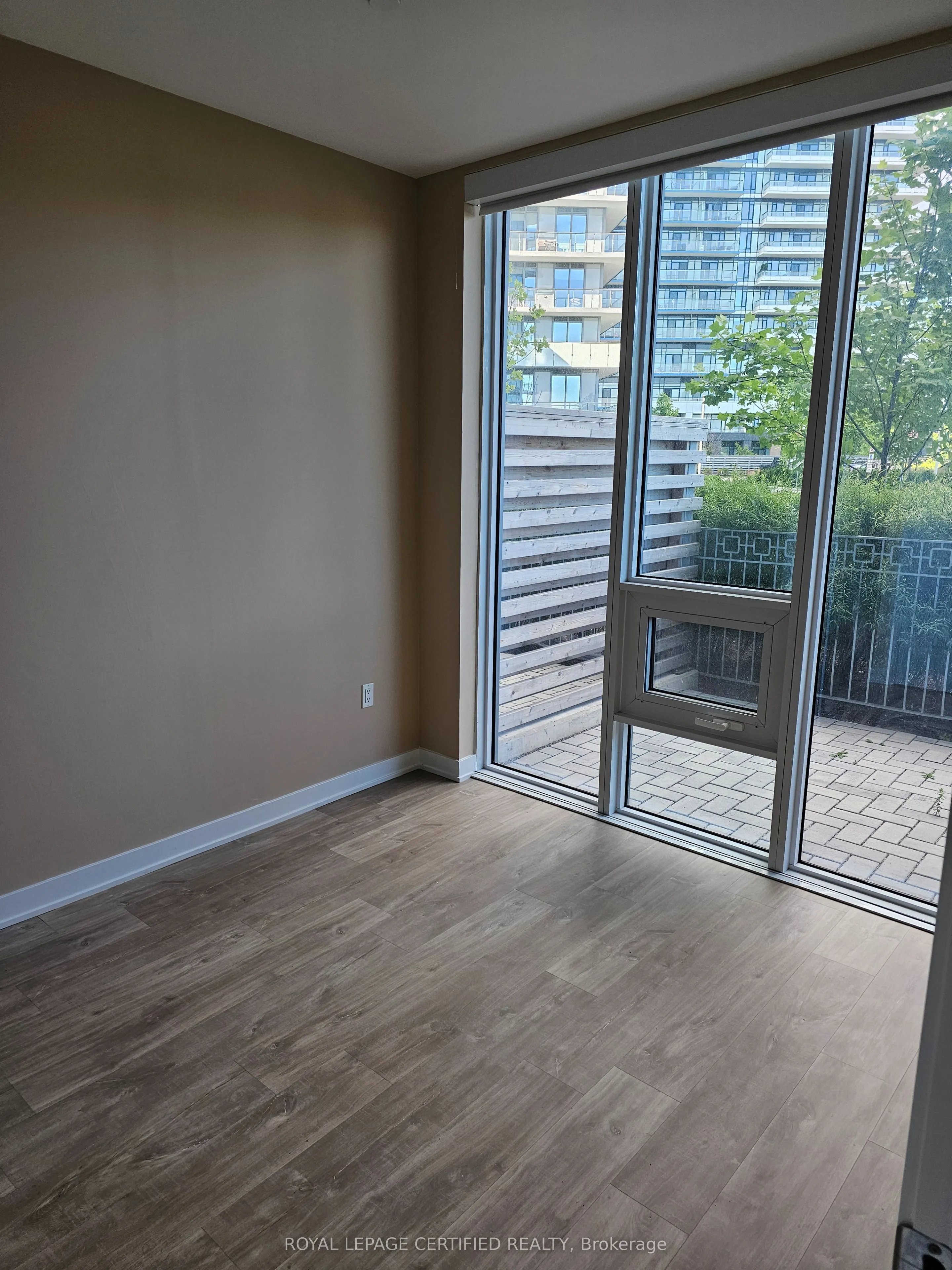 4655 Metcalfe Avenue, #106