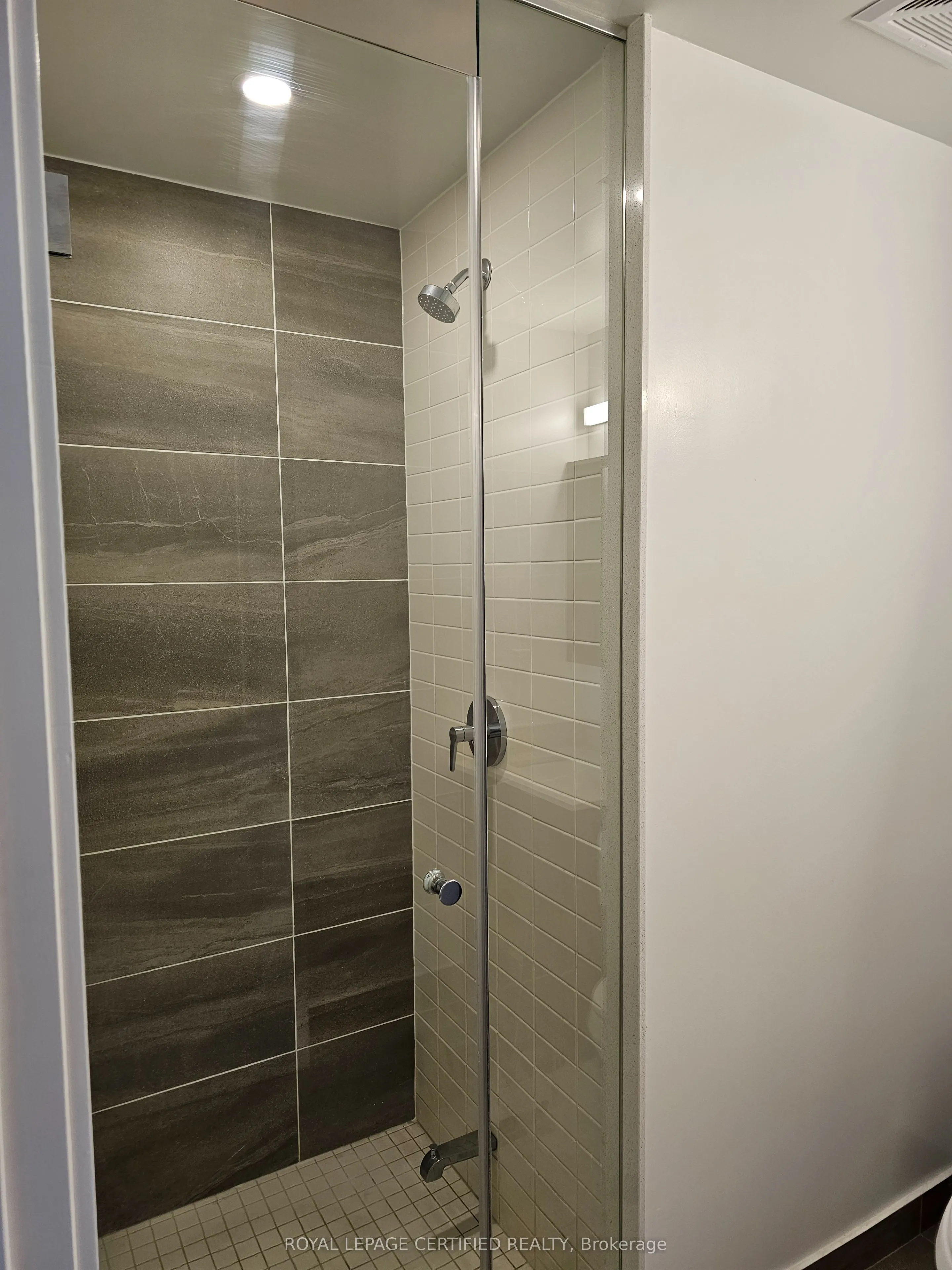 4655 Metcalfe Avenue, #106