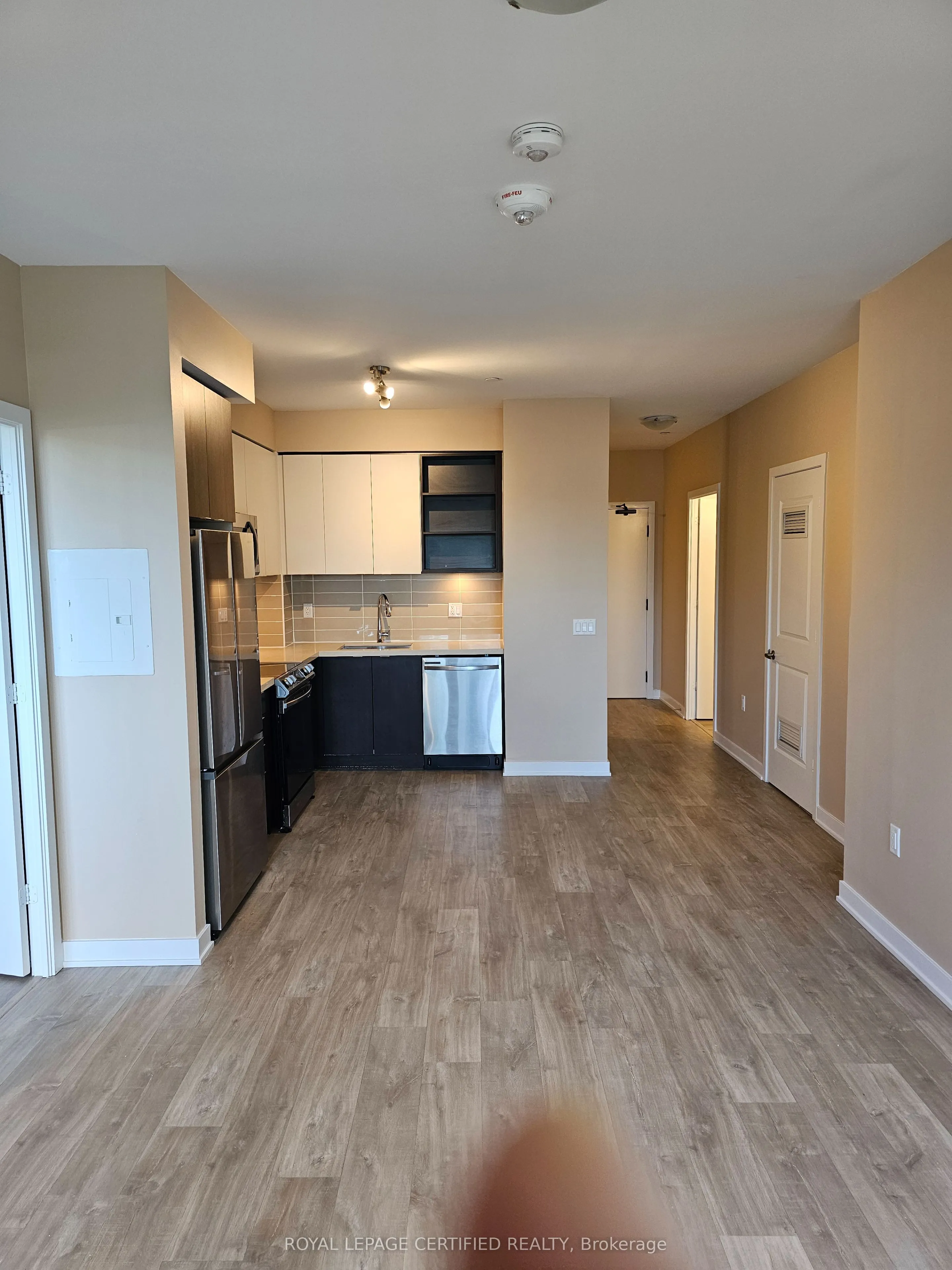 4655 Metcalfe Avenue, #106
