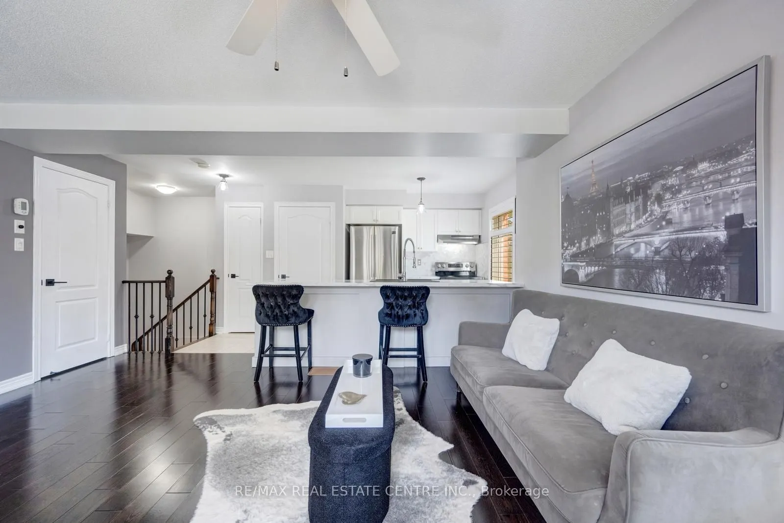 3250 Bentley Drive, #11