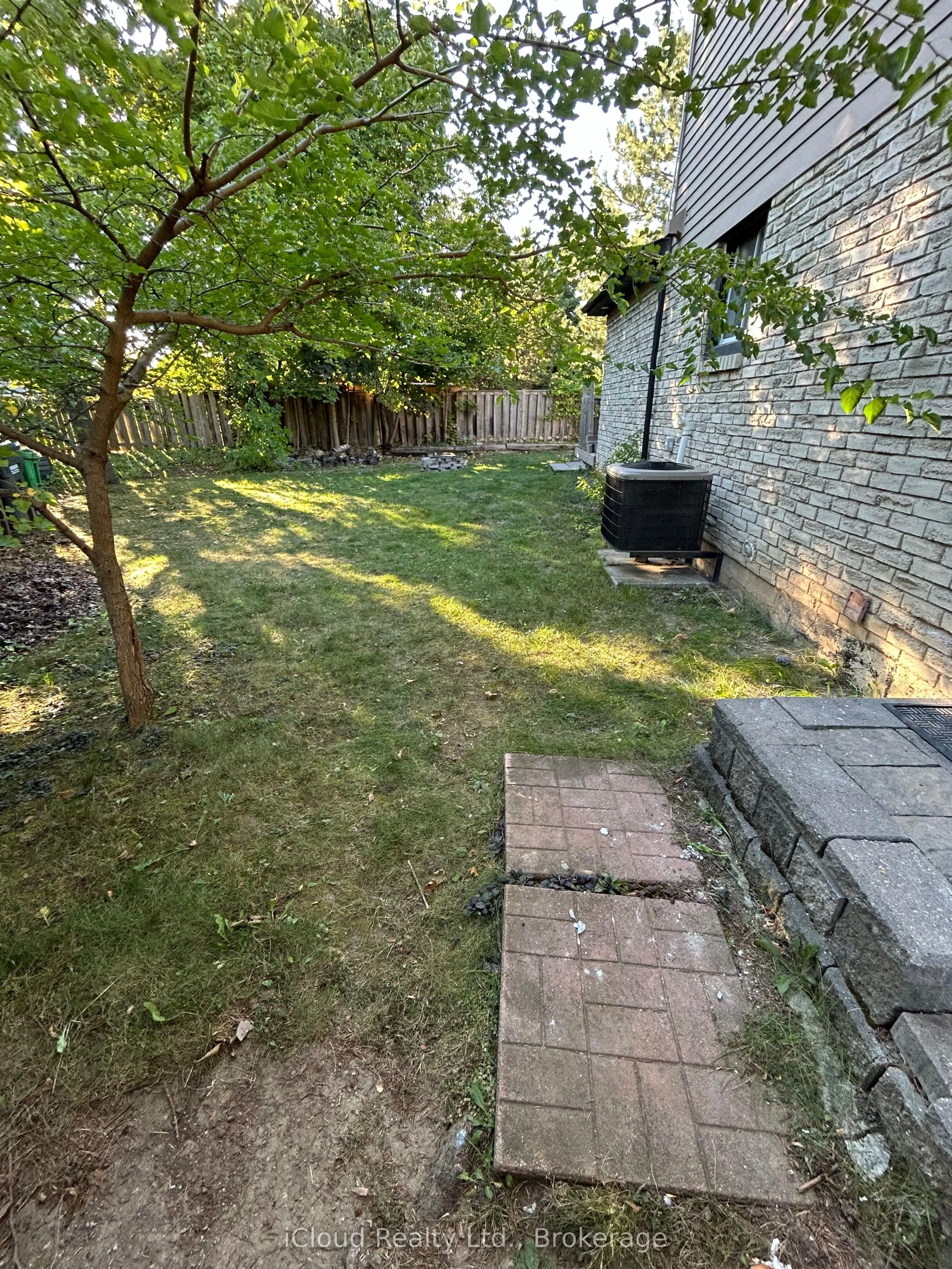 2725 Romark Mews, #Bsmt