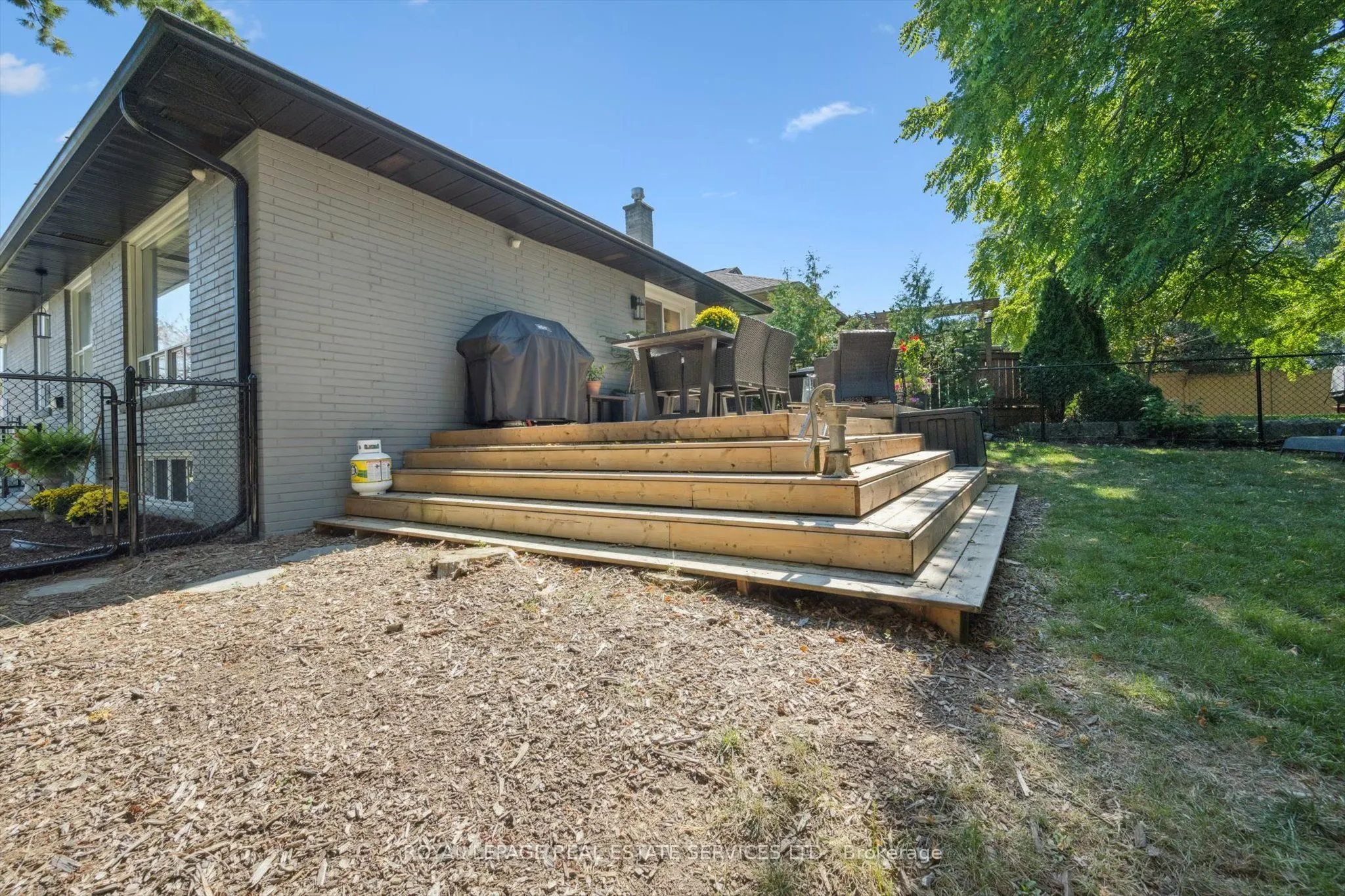 1 Hillavon Drive