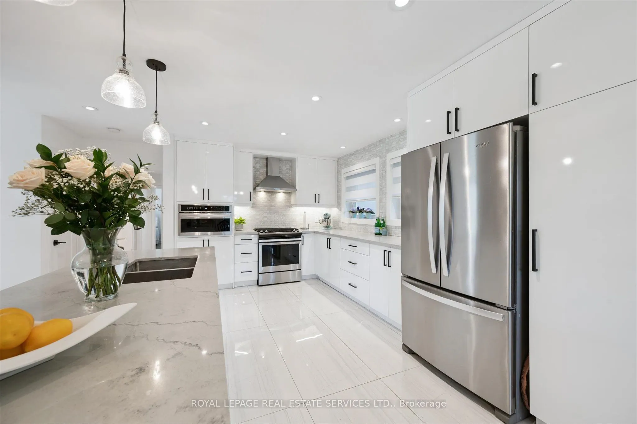 1 Hillavon Drive