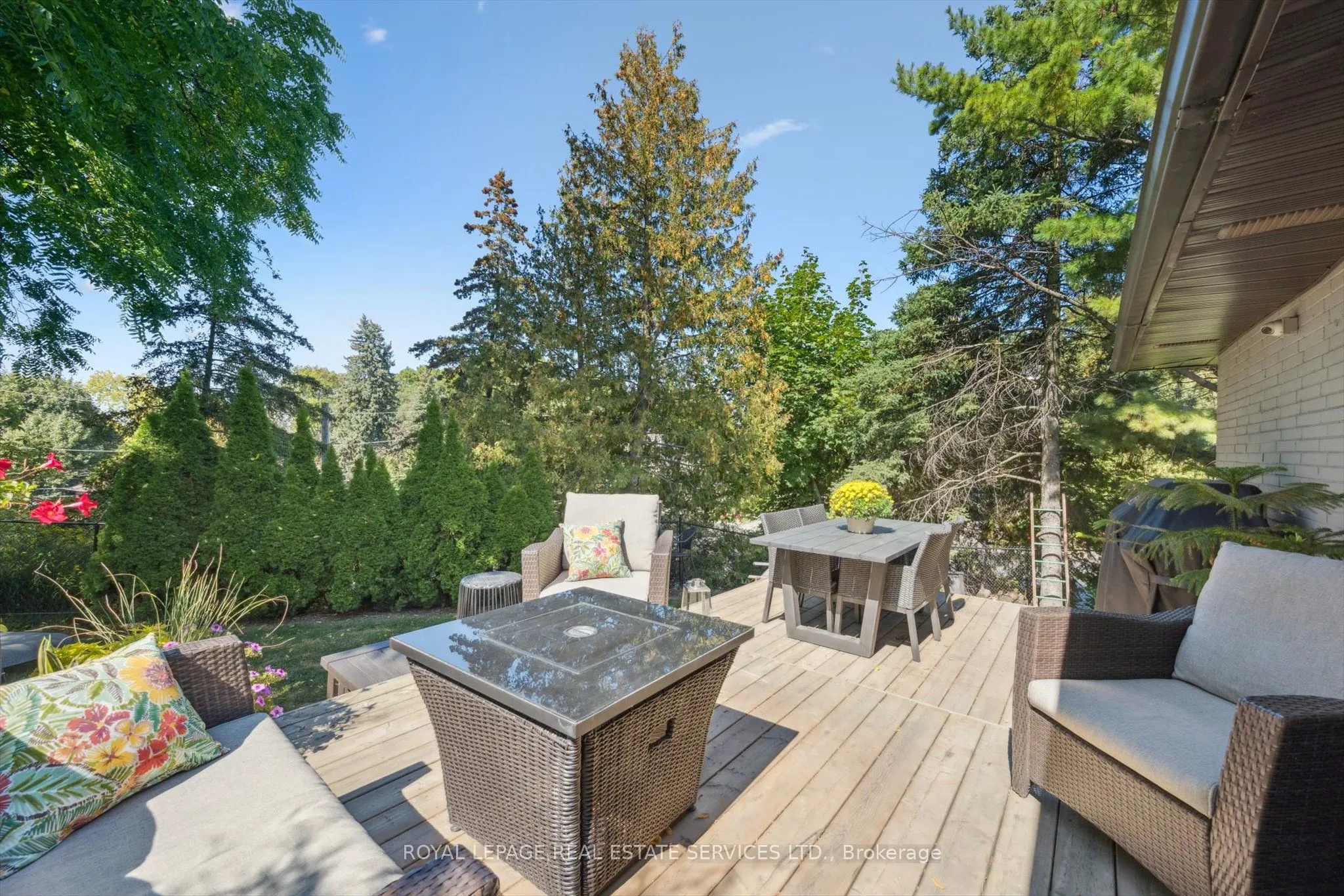 1 Hillavon Drive