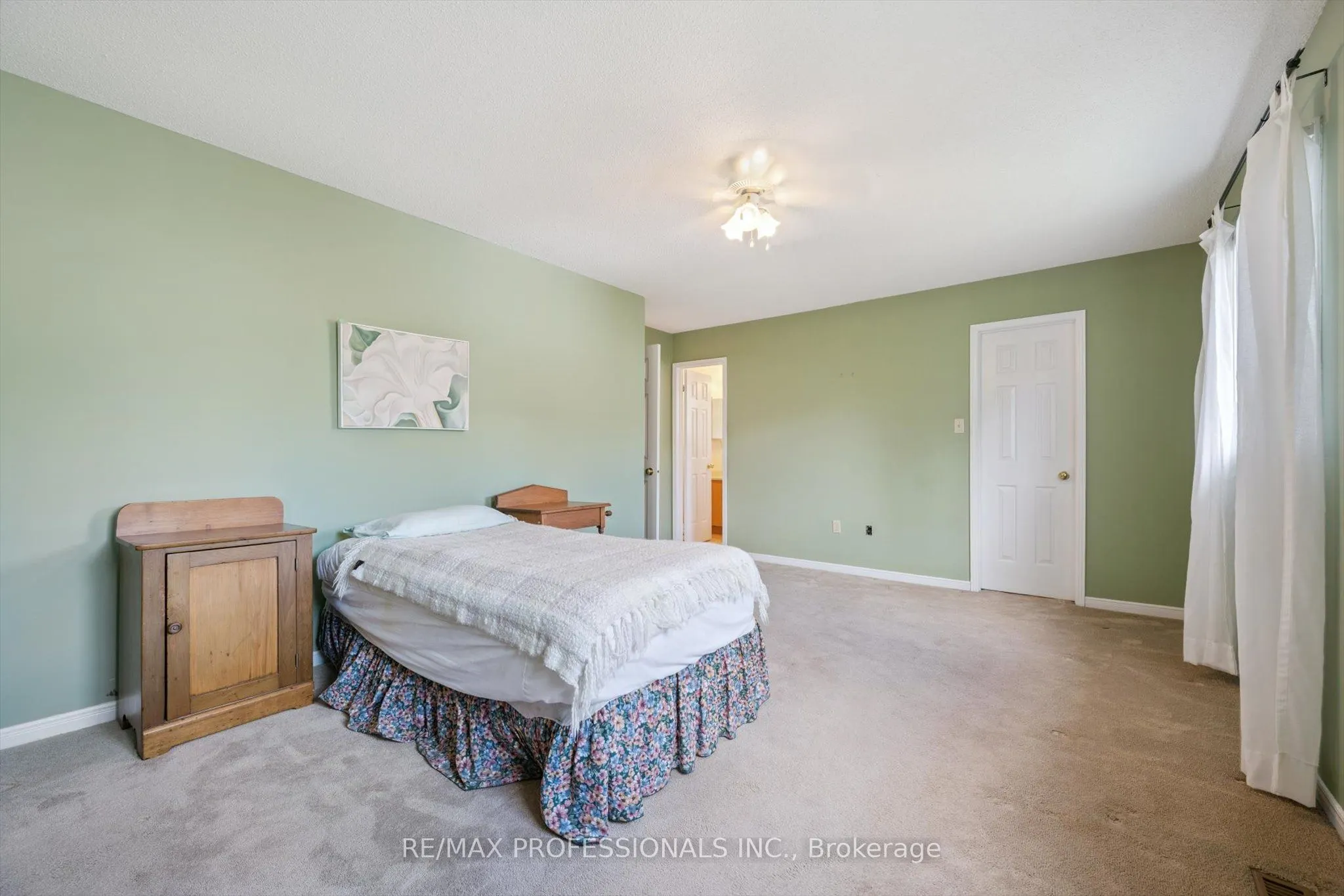 26 Killarney Court