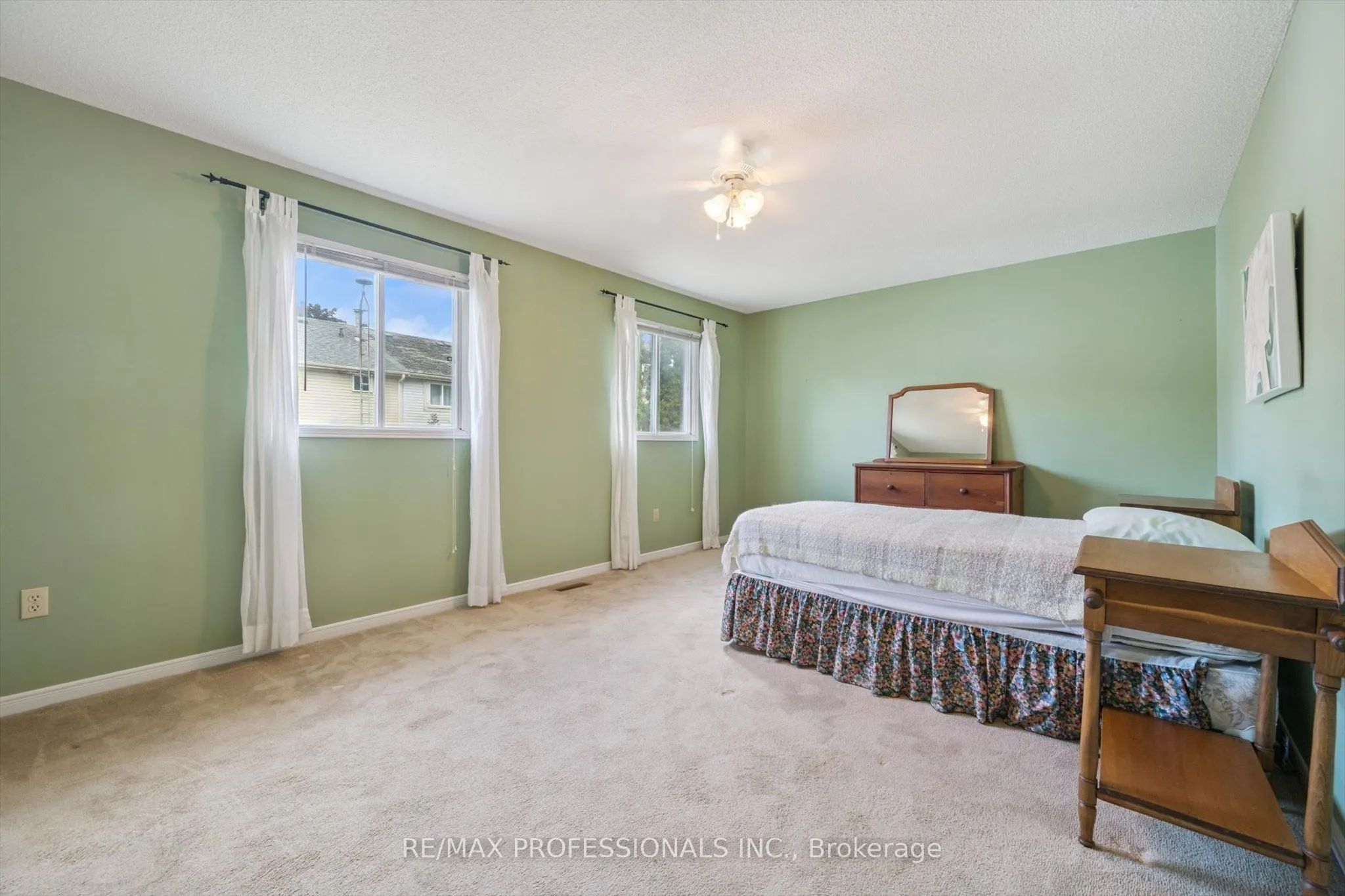 26 Killarney Court