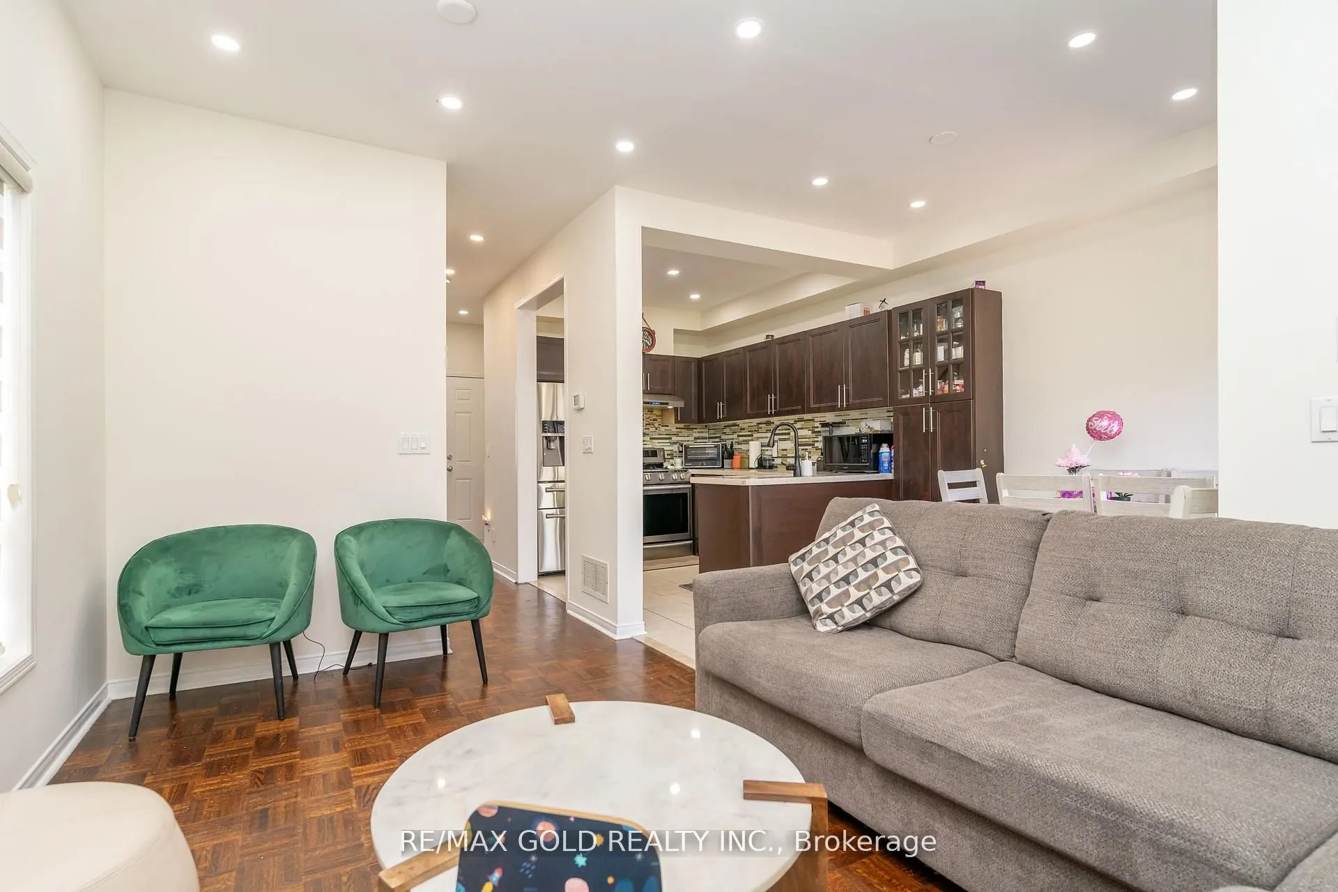 32 Rubysilver Drive