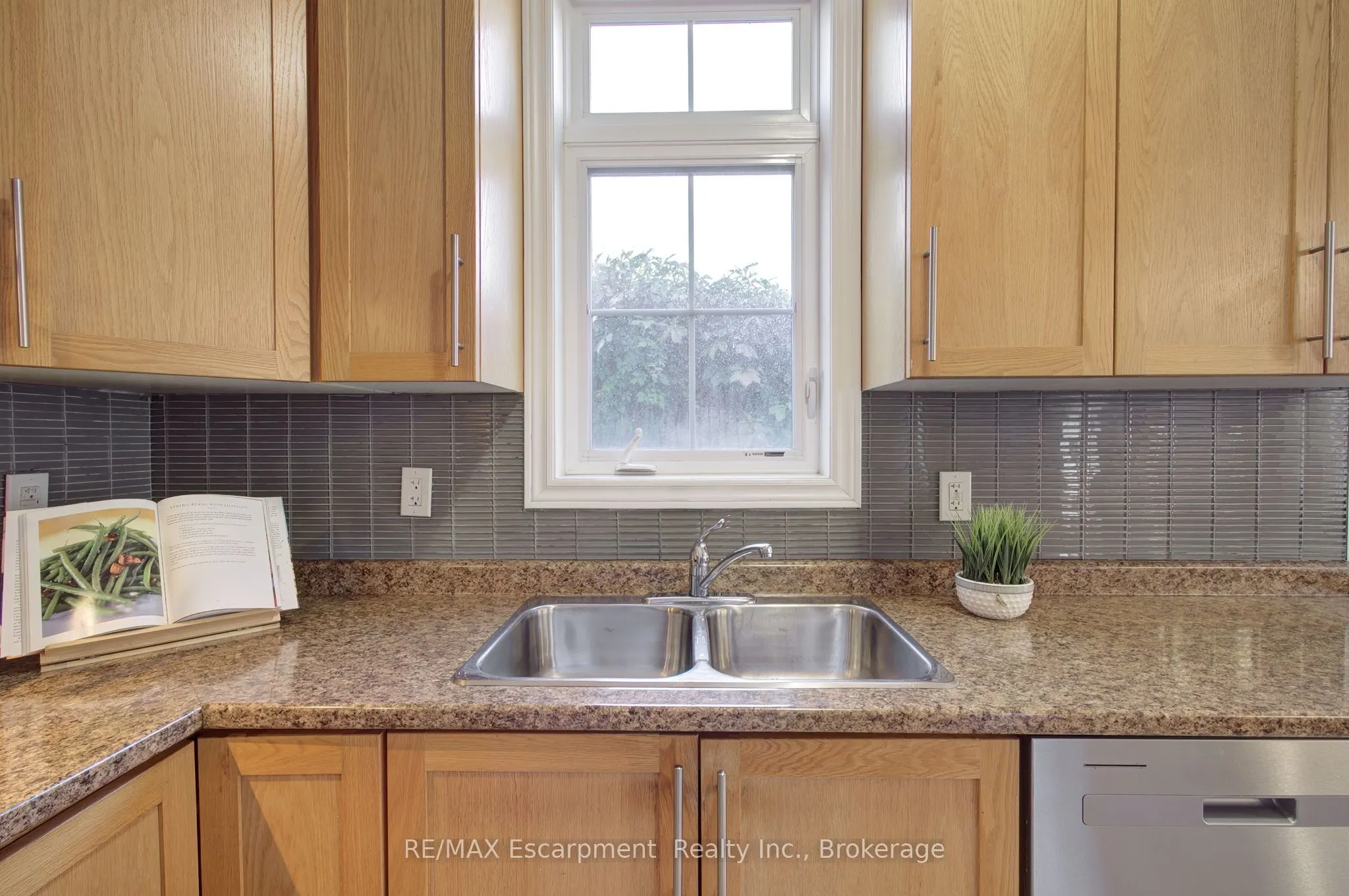 181 Plains Road W, #51