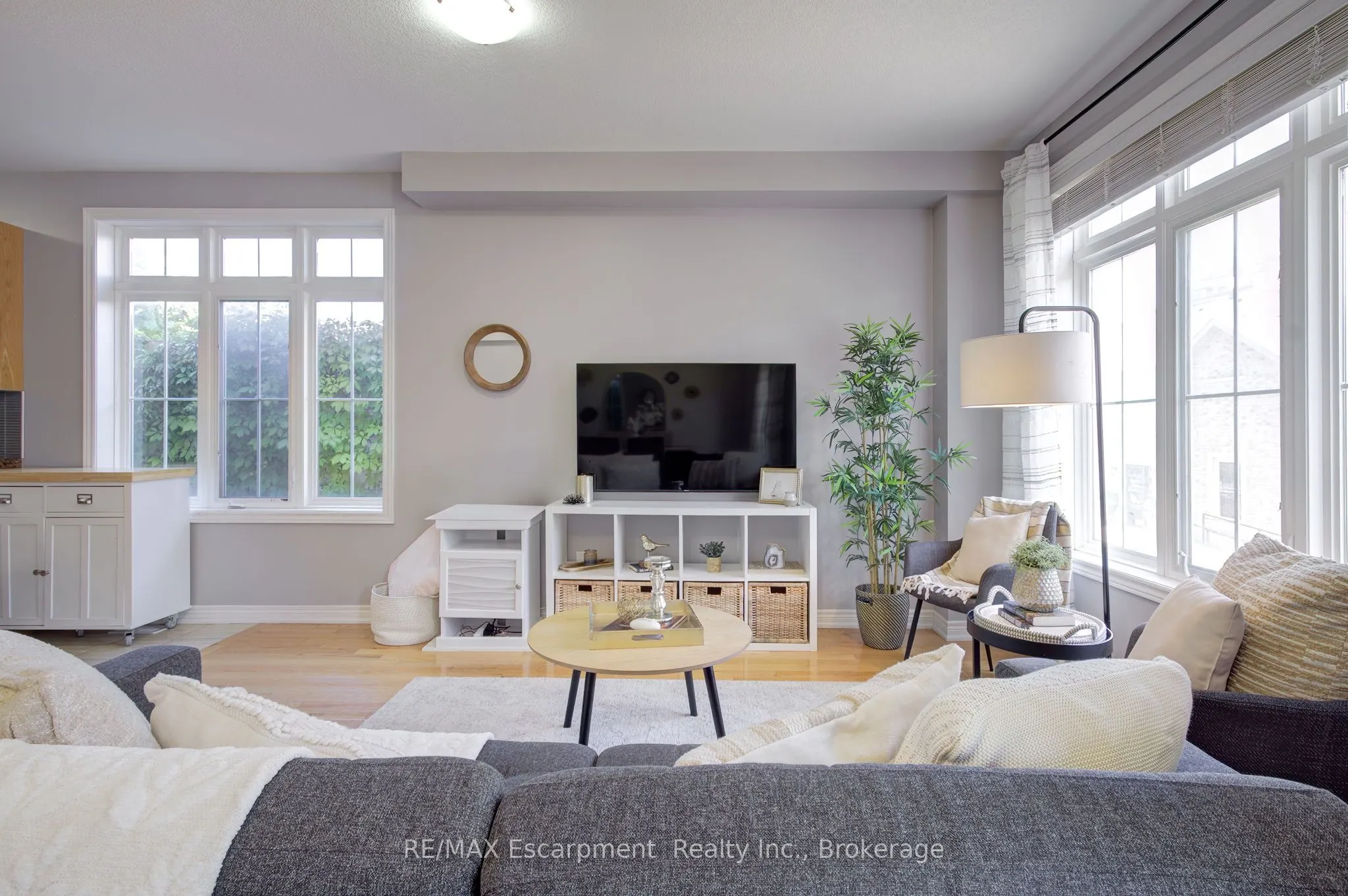 181 Plains Road W, #51