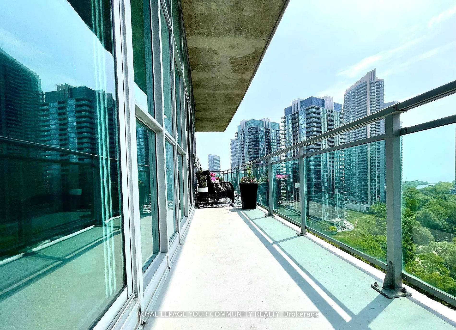 165 Legion Road N, #1226