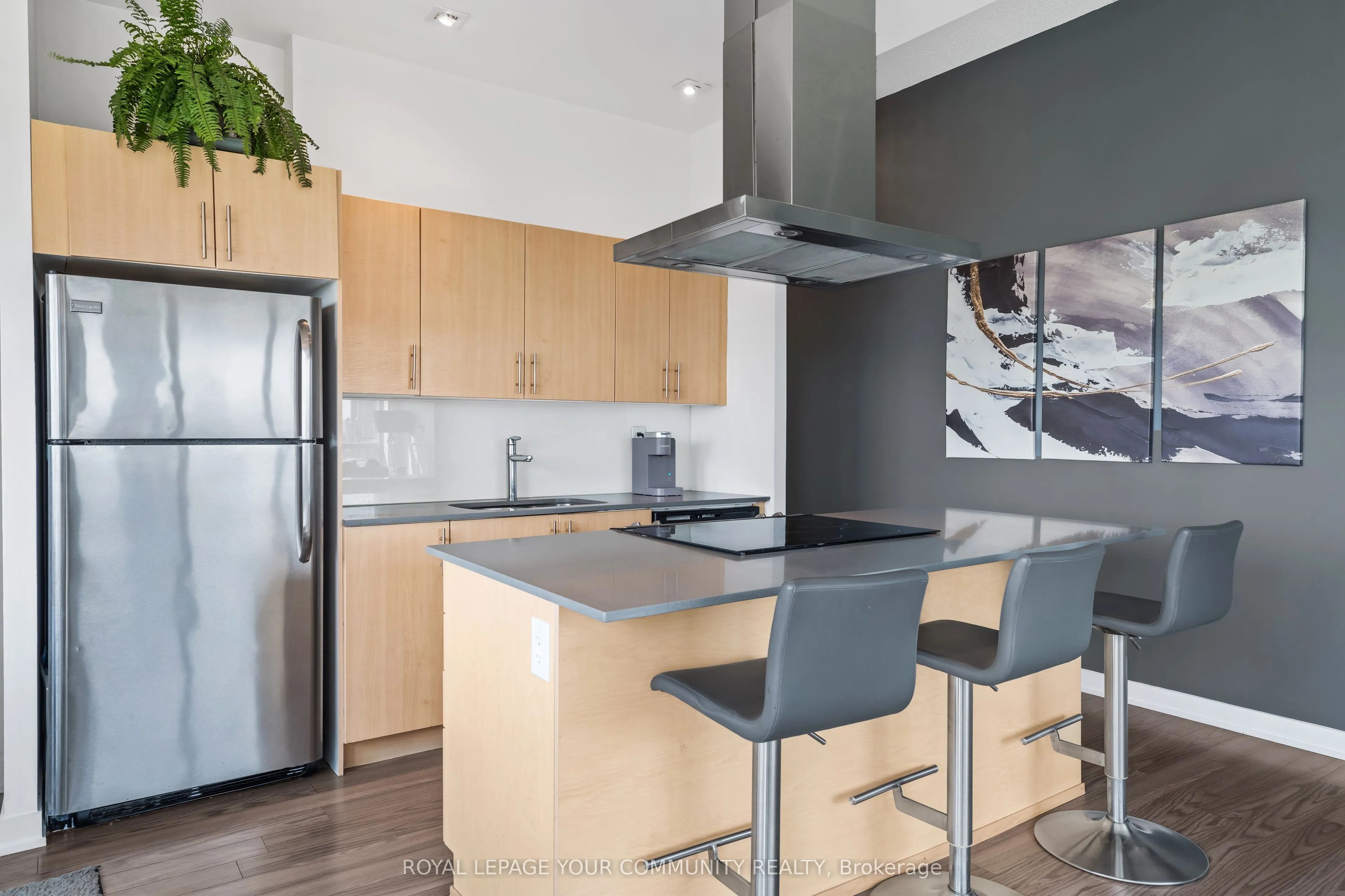 165 Legion Road N, #1226