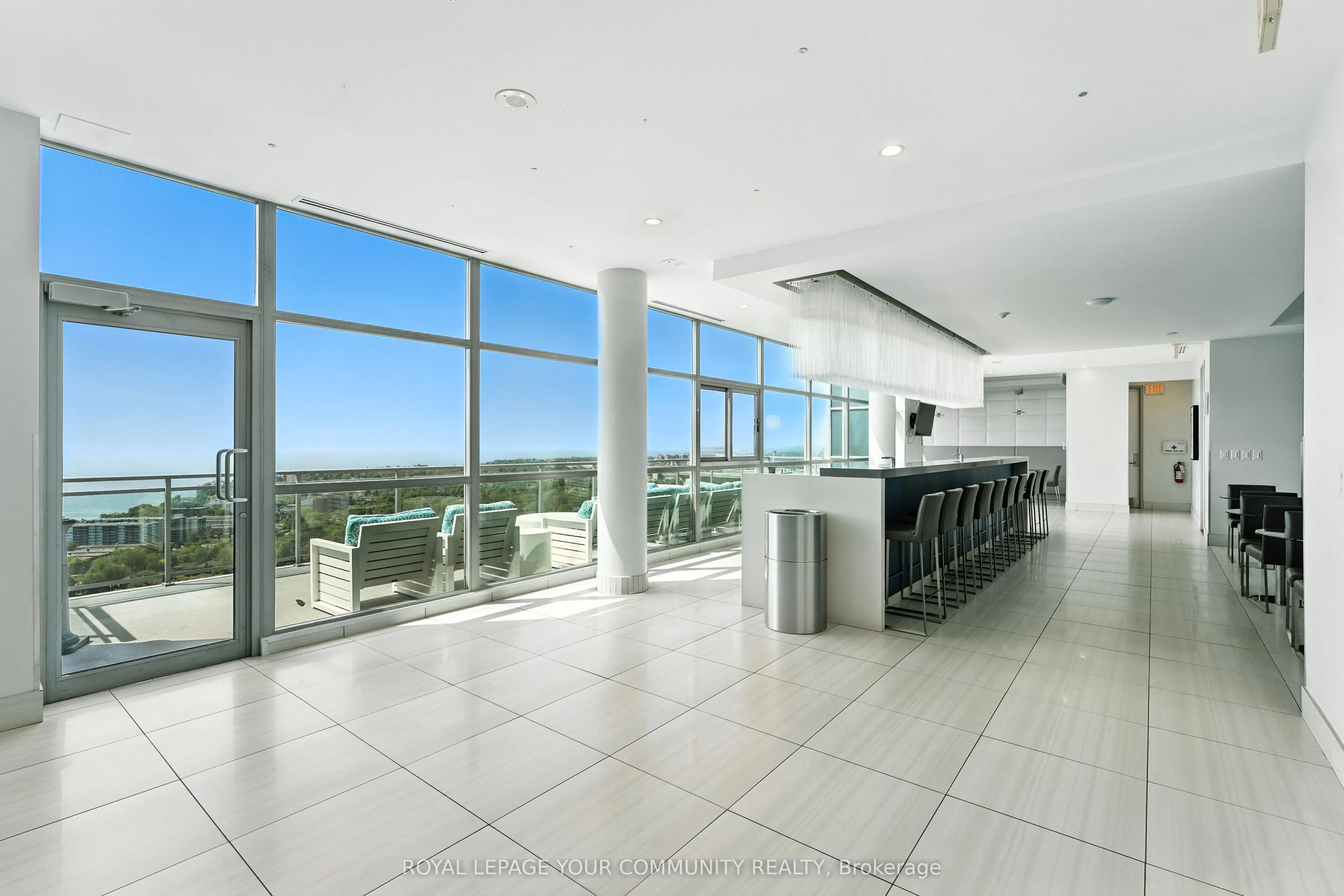 165 Legion Road N, #1226