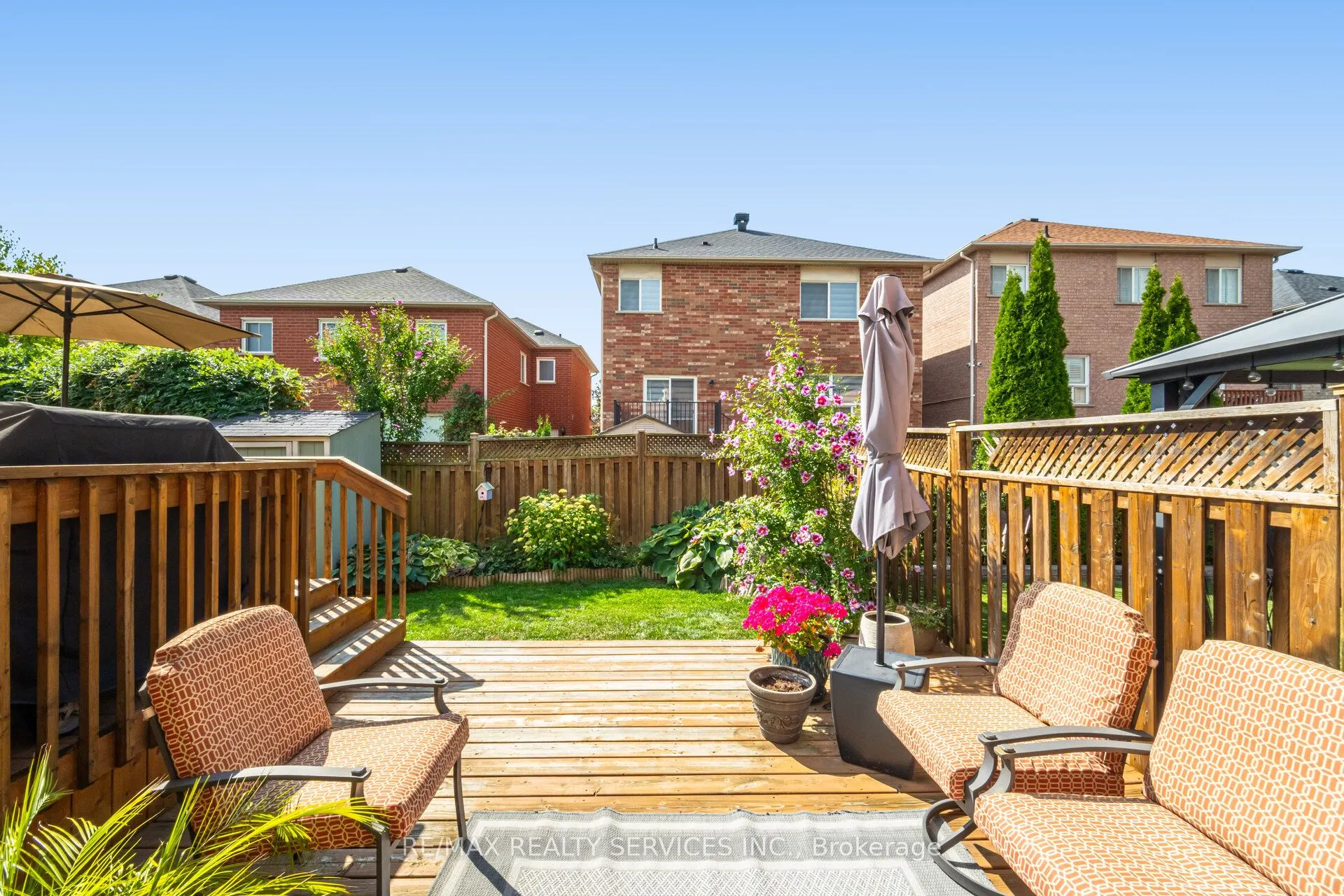 37 Sunnybrook Crescent