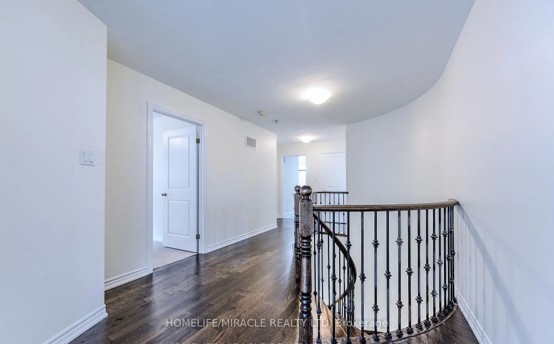 61 Bucksaw Street
