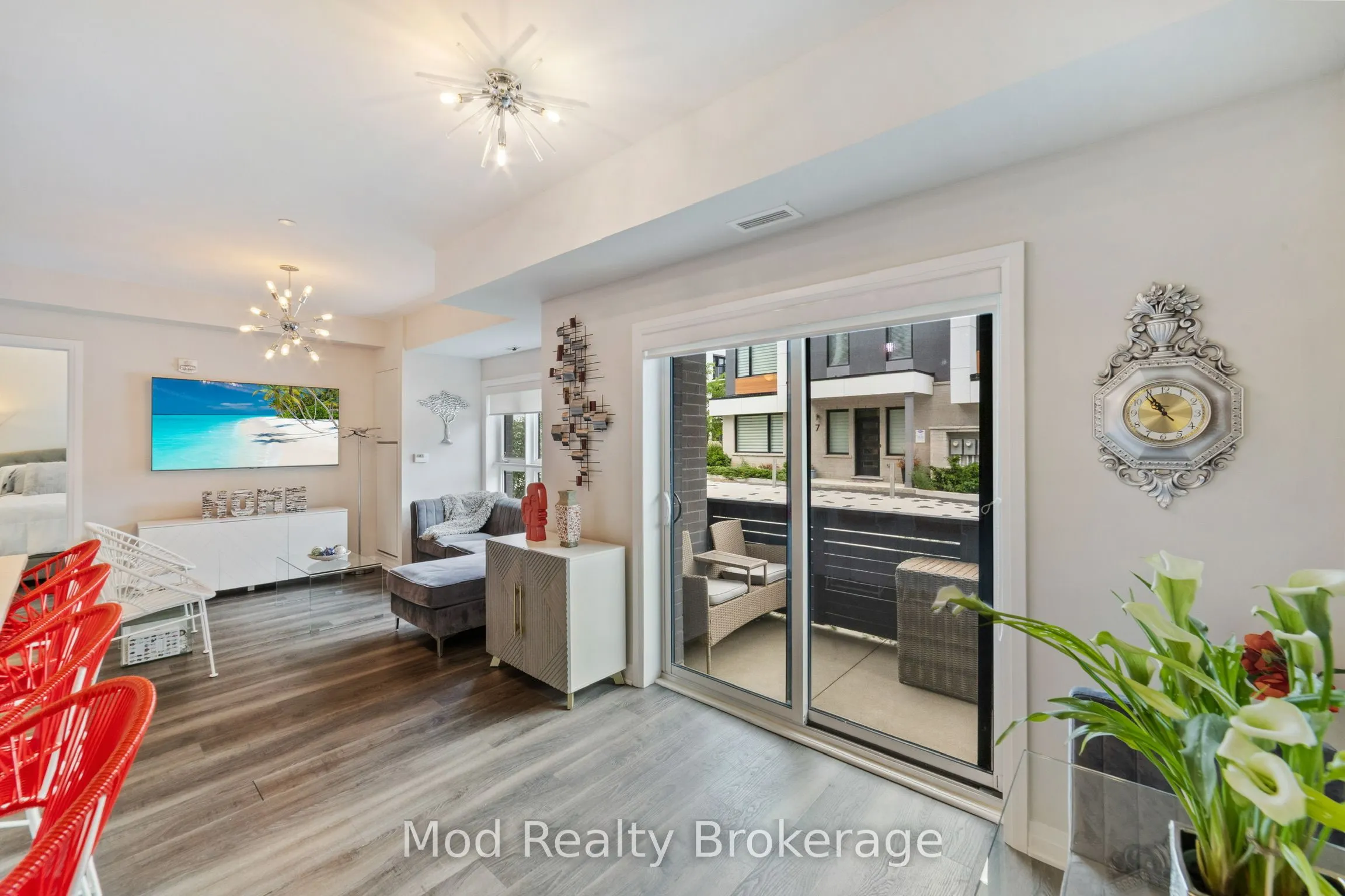 128 Grovewood Common, #129