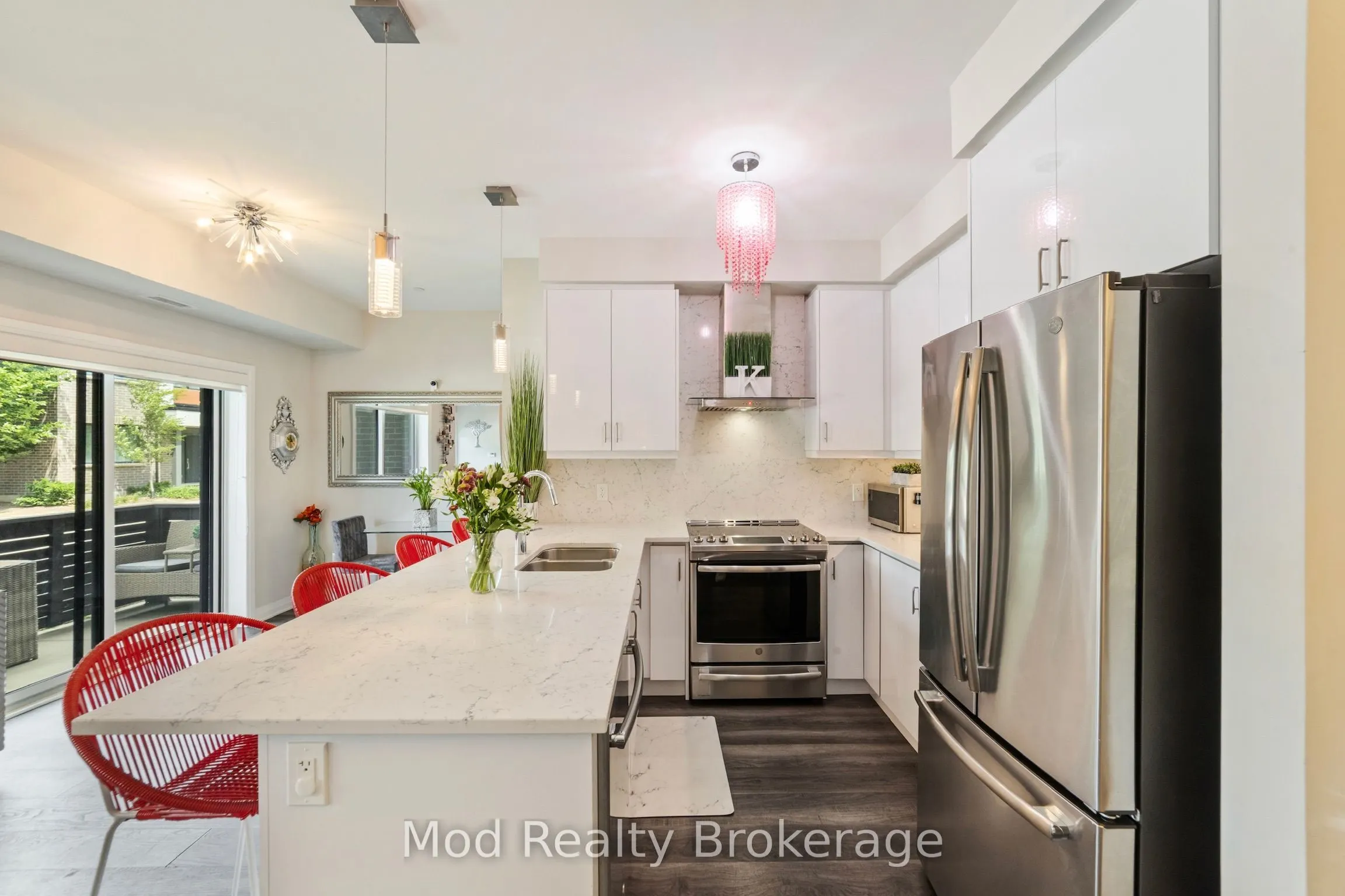 128 Grovewood Common, #129