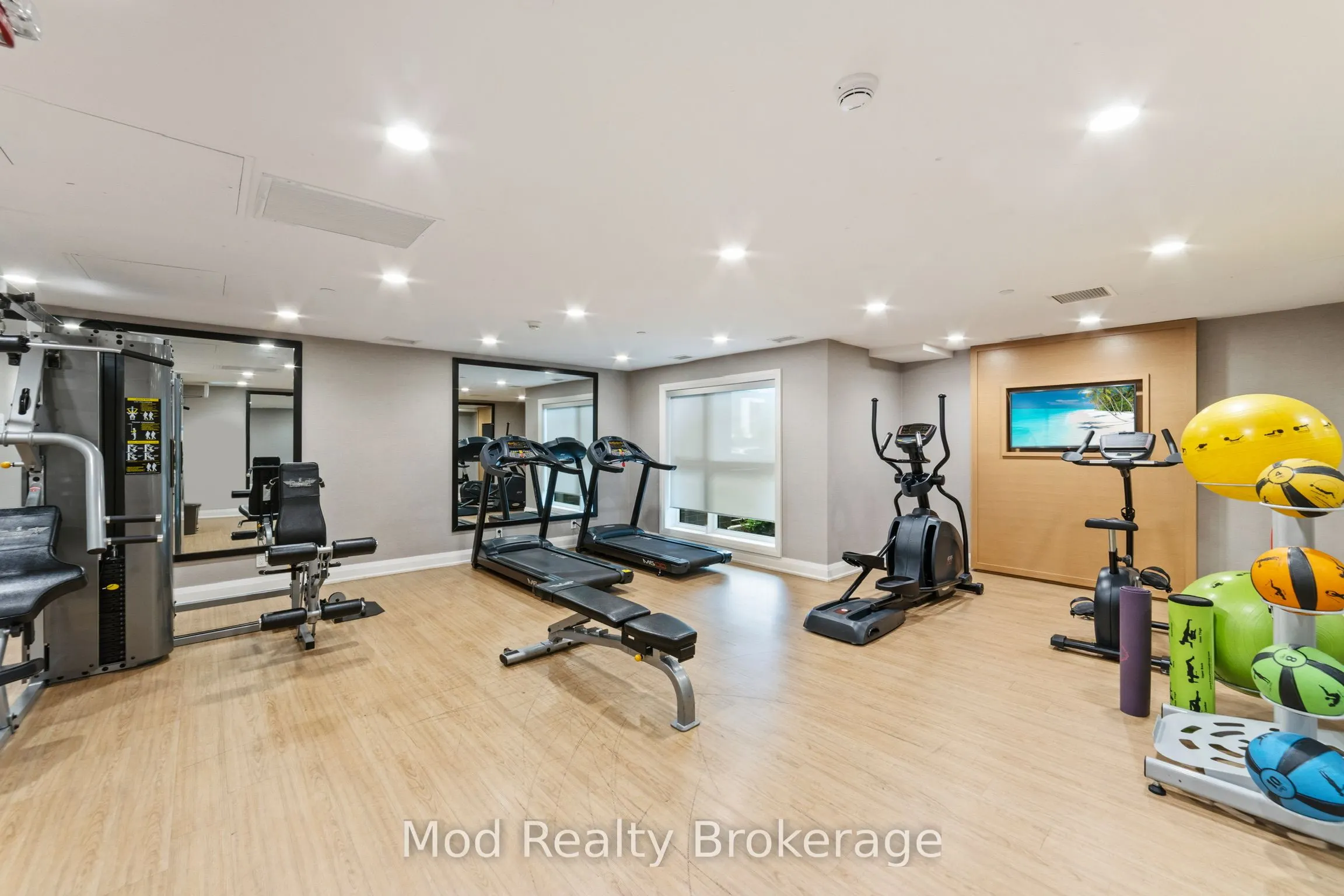 128 Grovewood Common, #129