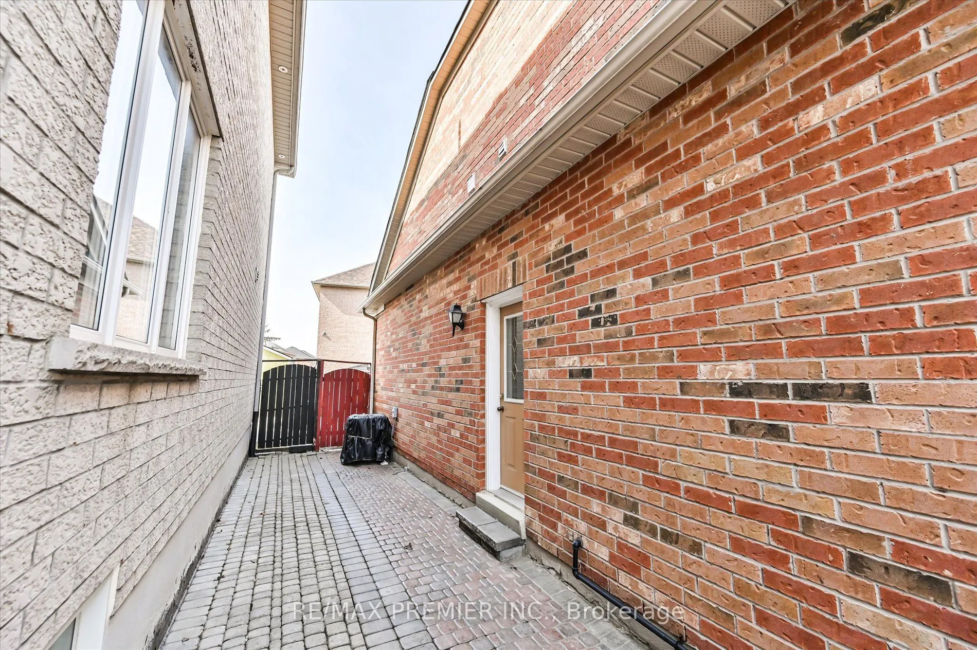 10 Leparc Road