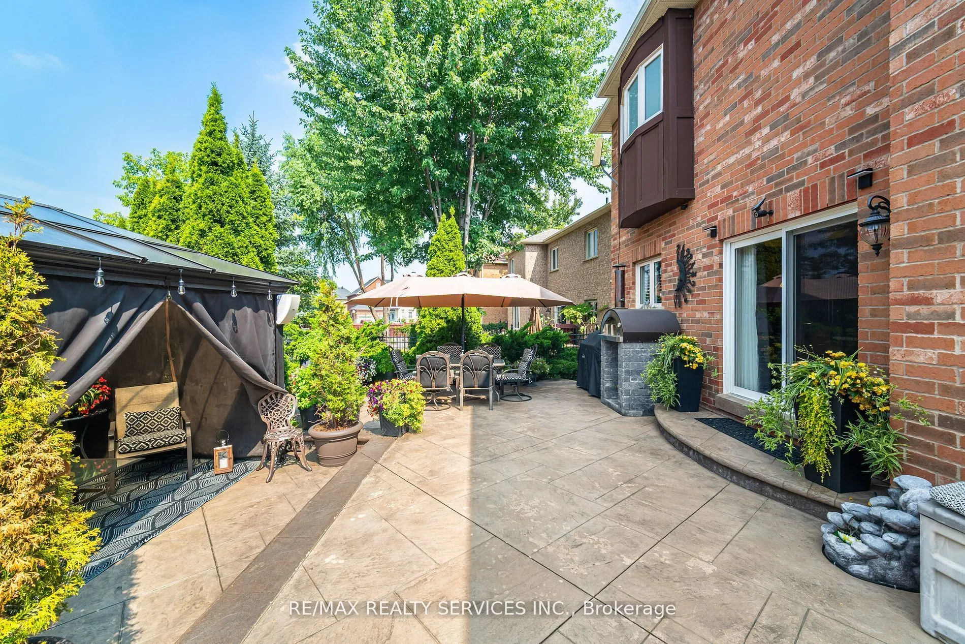 6 Hugo Road