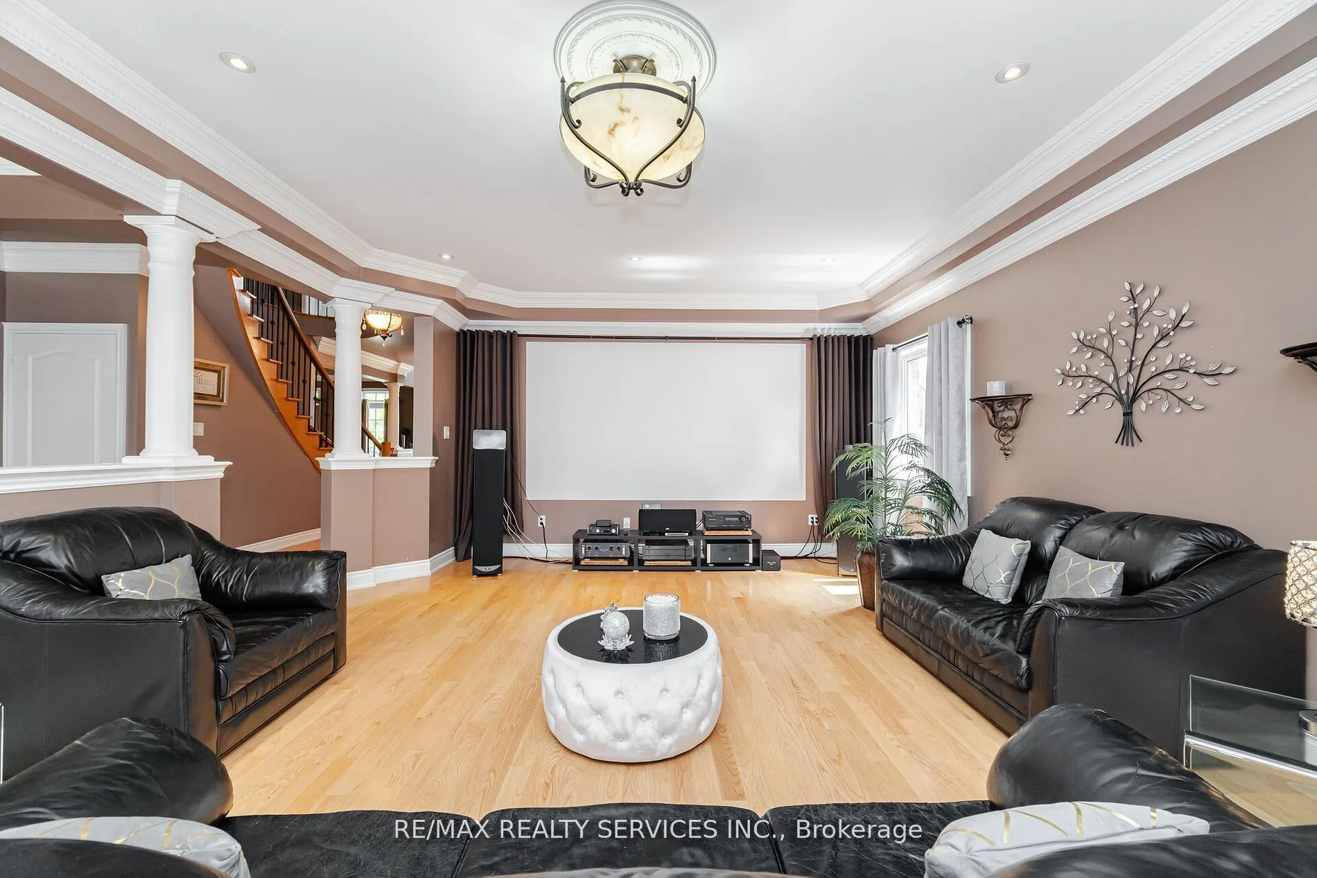 6 Hugo Road