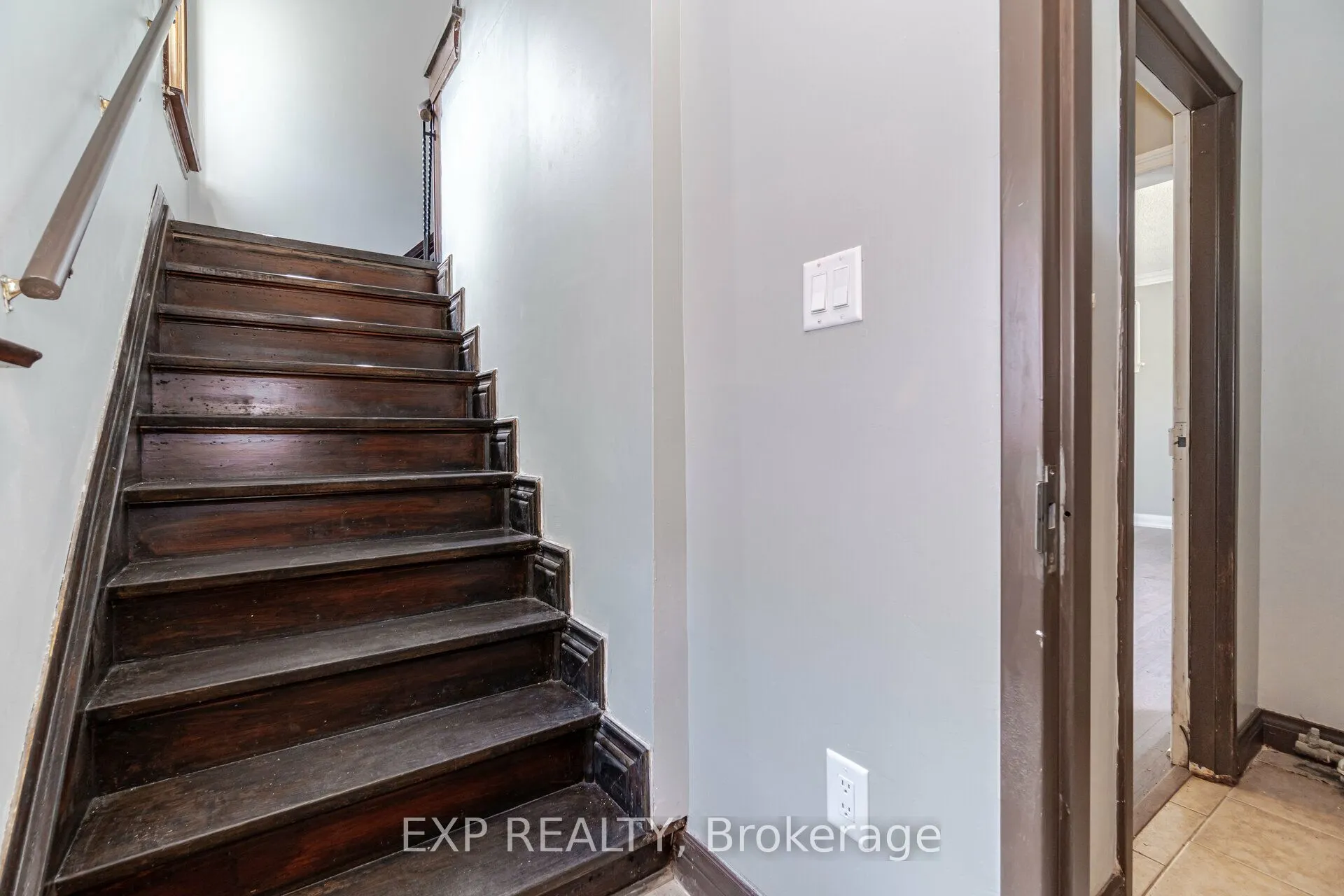 70 Spencer Avenue, #Upper